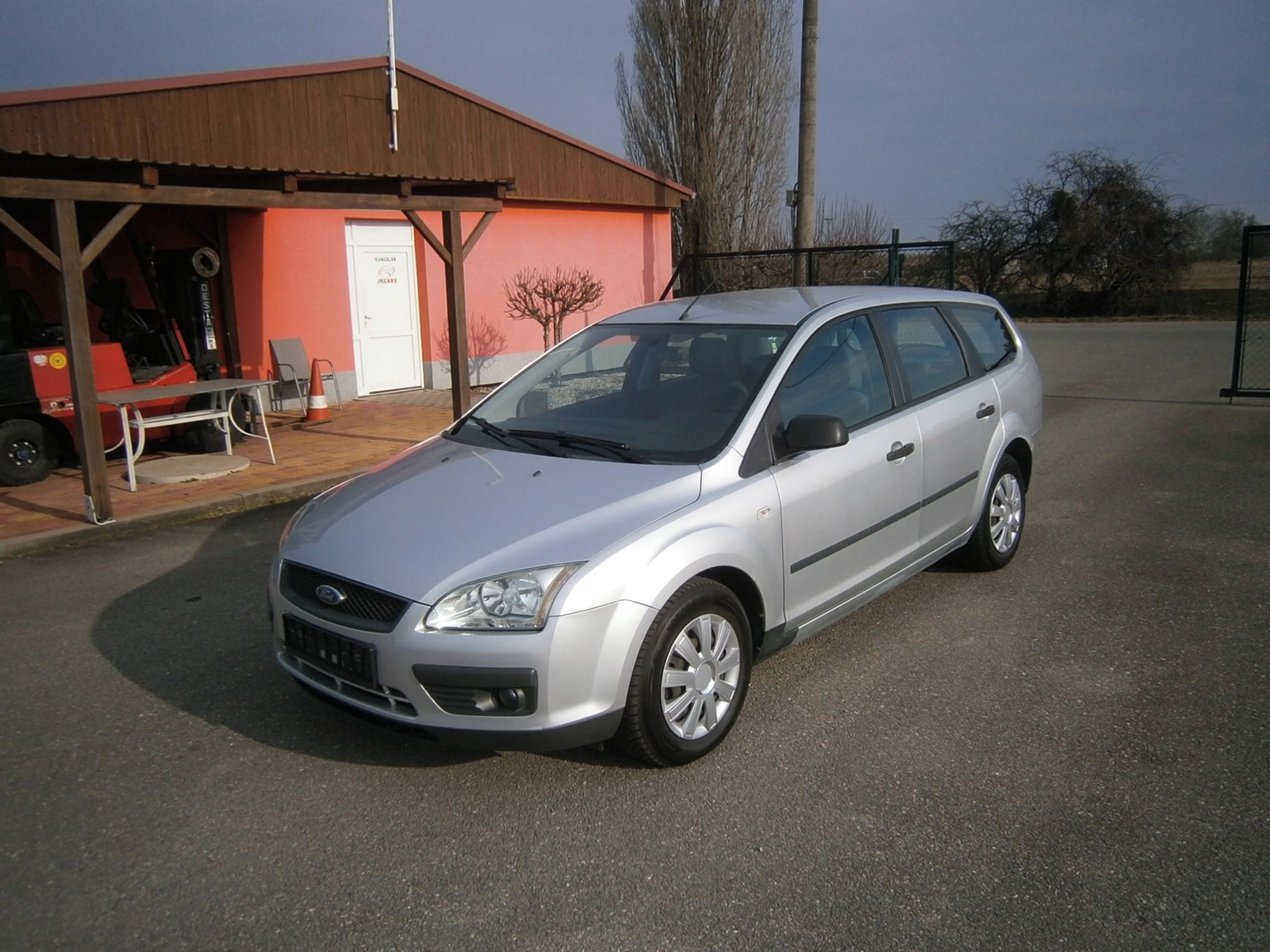 Ford Focus, 1,6TDCI, 66kW, klima - fotka 5