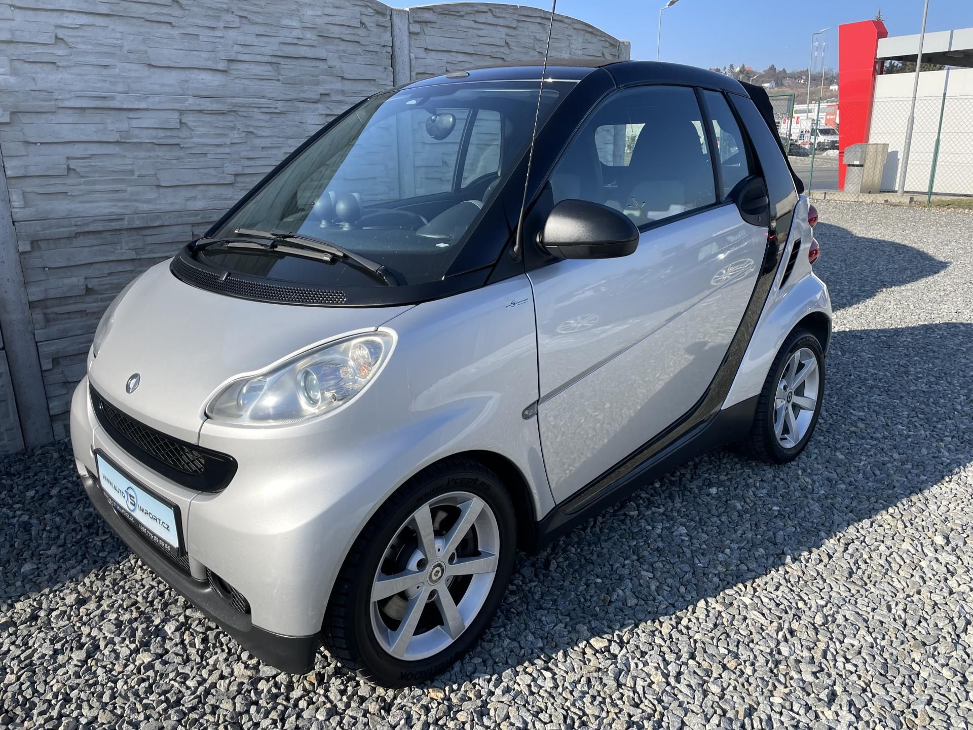 Smart Fortwo, 1.0ie 70PS CABRIO PASSION TOP! - fotka 2