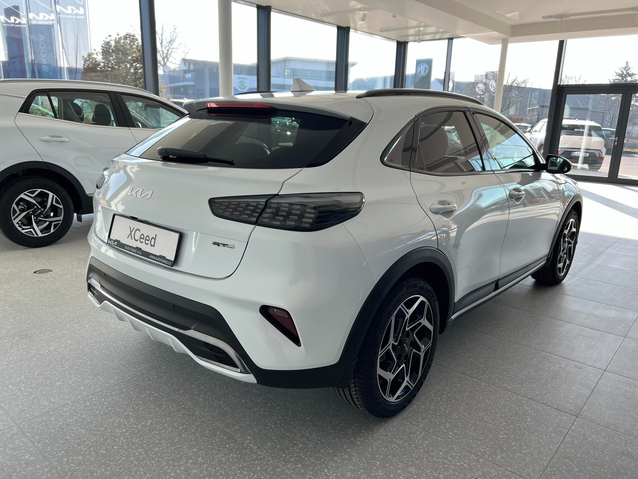 Kia XCee´d, 1,5 T-GDi GPF 7DCT GT LINE - fotka 3