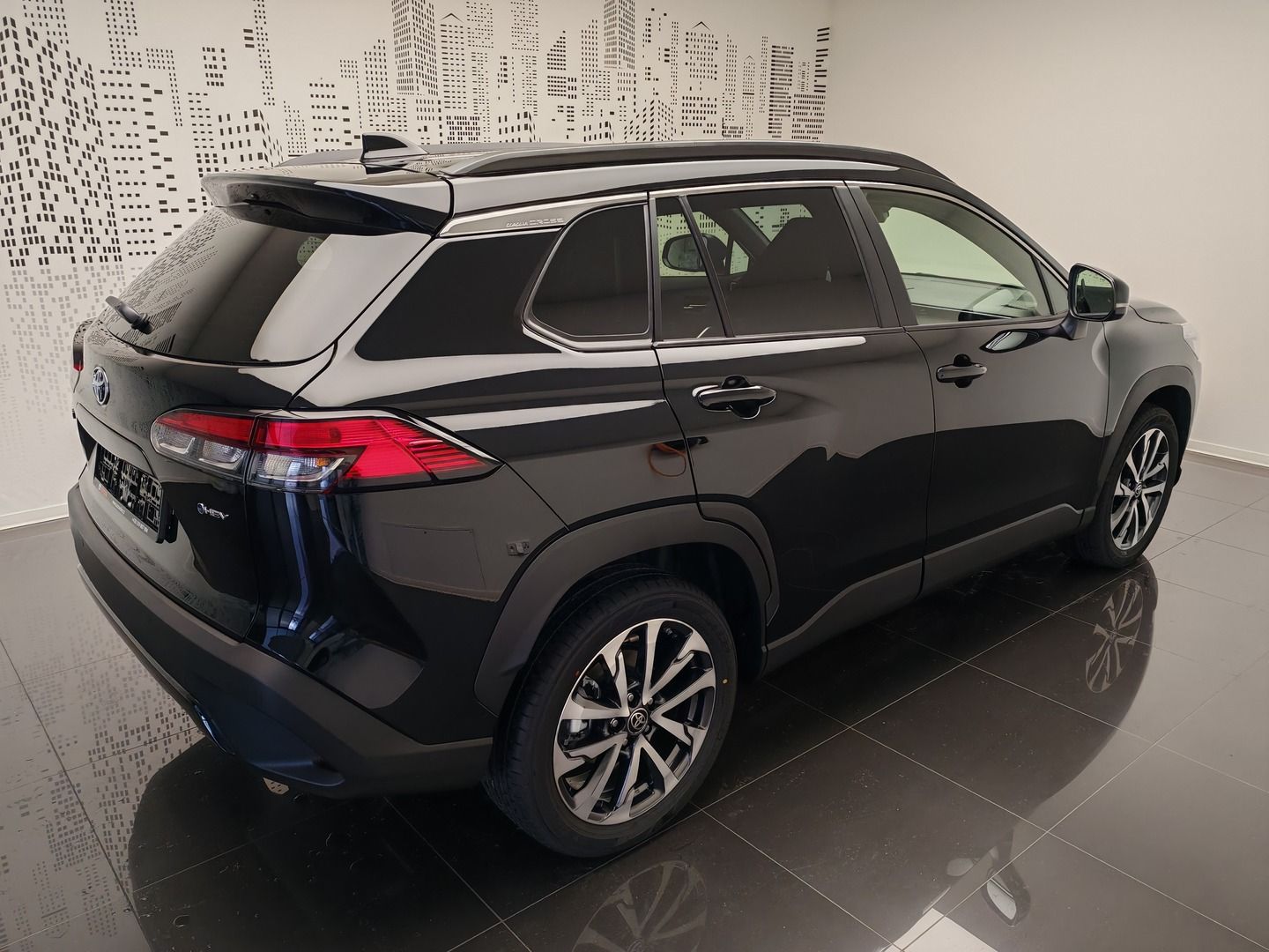 Toyota Corolla Cross, 2.0 Hybrid (197 k) Style - fotka 5
