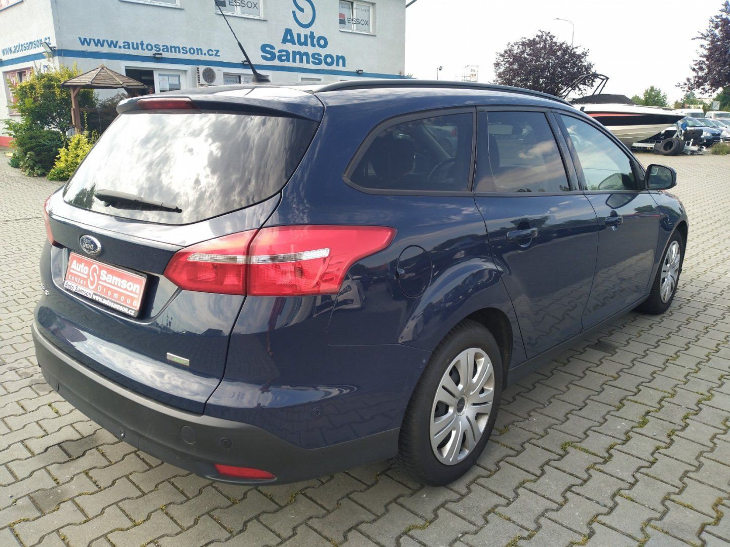 Ford Focus, 1,0i 74kW*AUTO A/C*ESP* - fotka 5