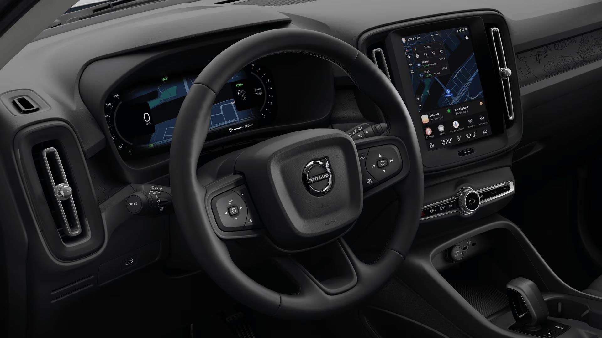 Volvo XC40, B3 ESSENTIAL AUT - fotka 2