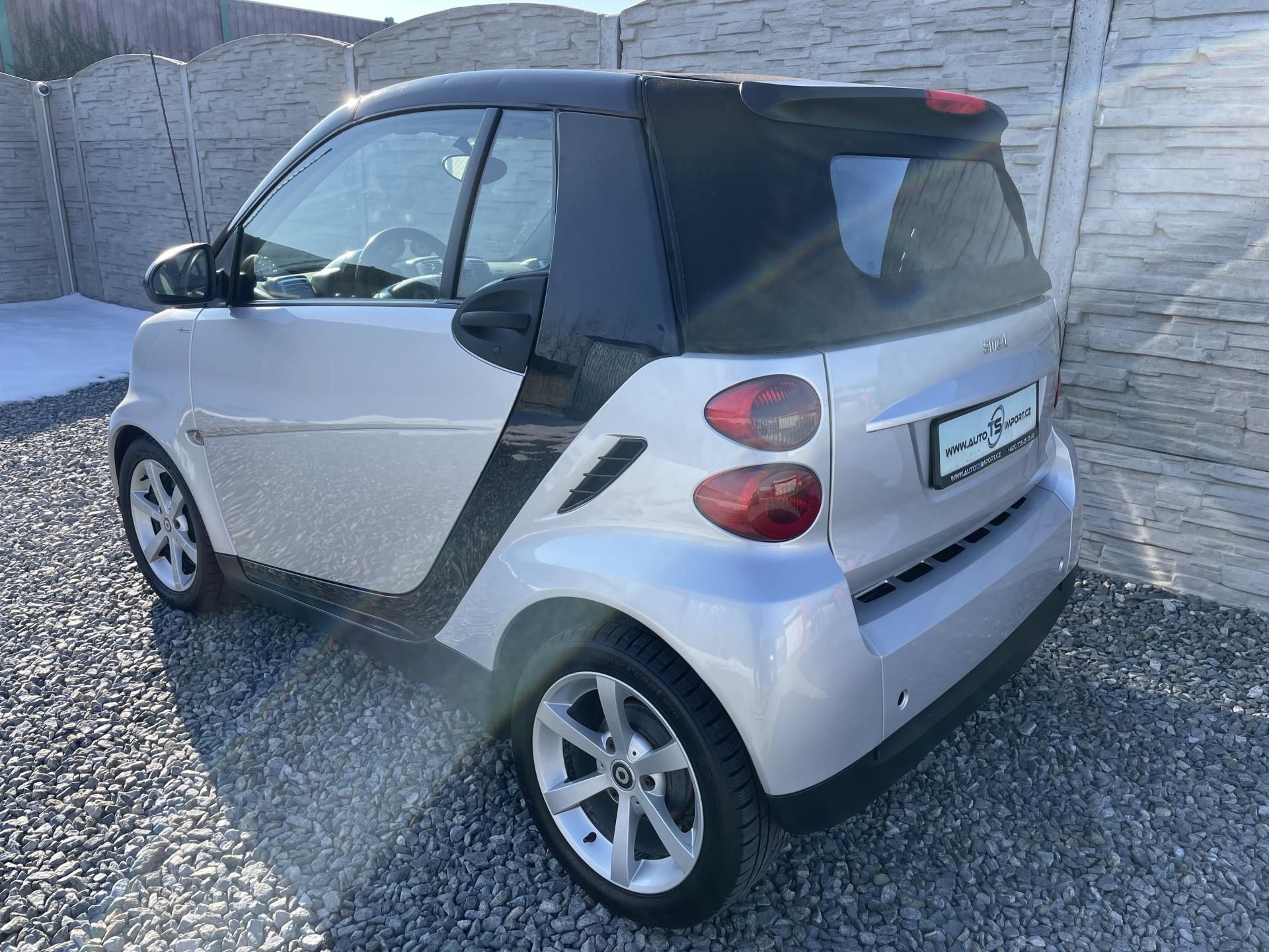 Smart Fortwo, 1.0ie 70PS CABRIO PASSION TOP! - fotka 3