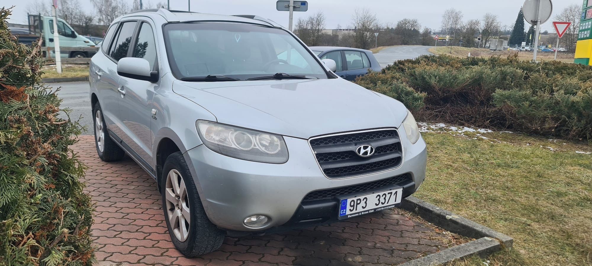 Hyundai Santa Fe, 2,2 crd 114 KW 03/2007.TOP - fotka 2