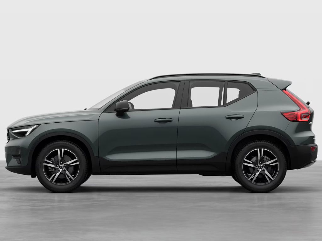 Volvo XC40, PLUS DARK B3 FWD 120kW - fotka 6