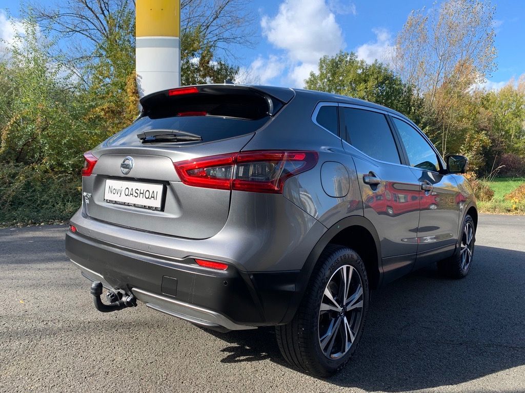 Nissan Qashqai, 1.7 150k 4x4 Automat N-connect - fotka 4