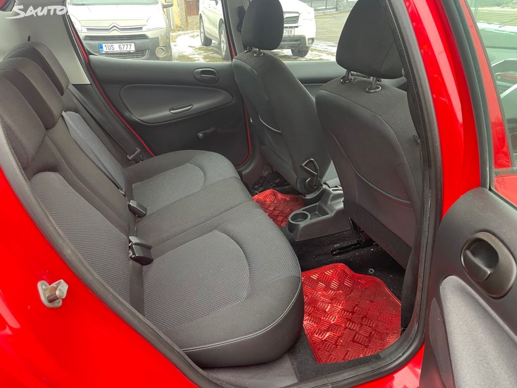 Peugeot 206, + 1,1 44kW, SERVISKA