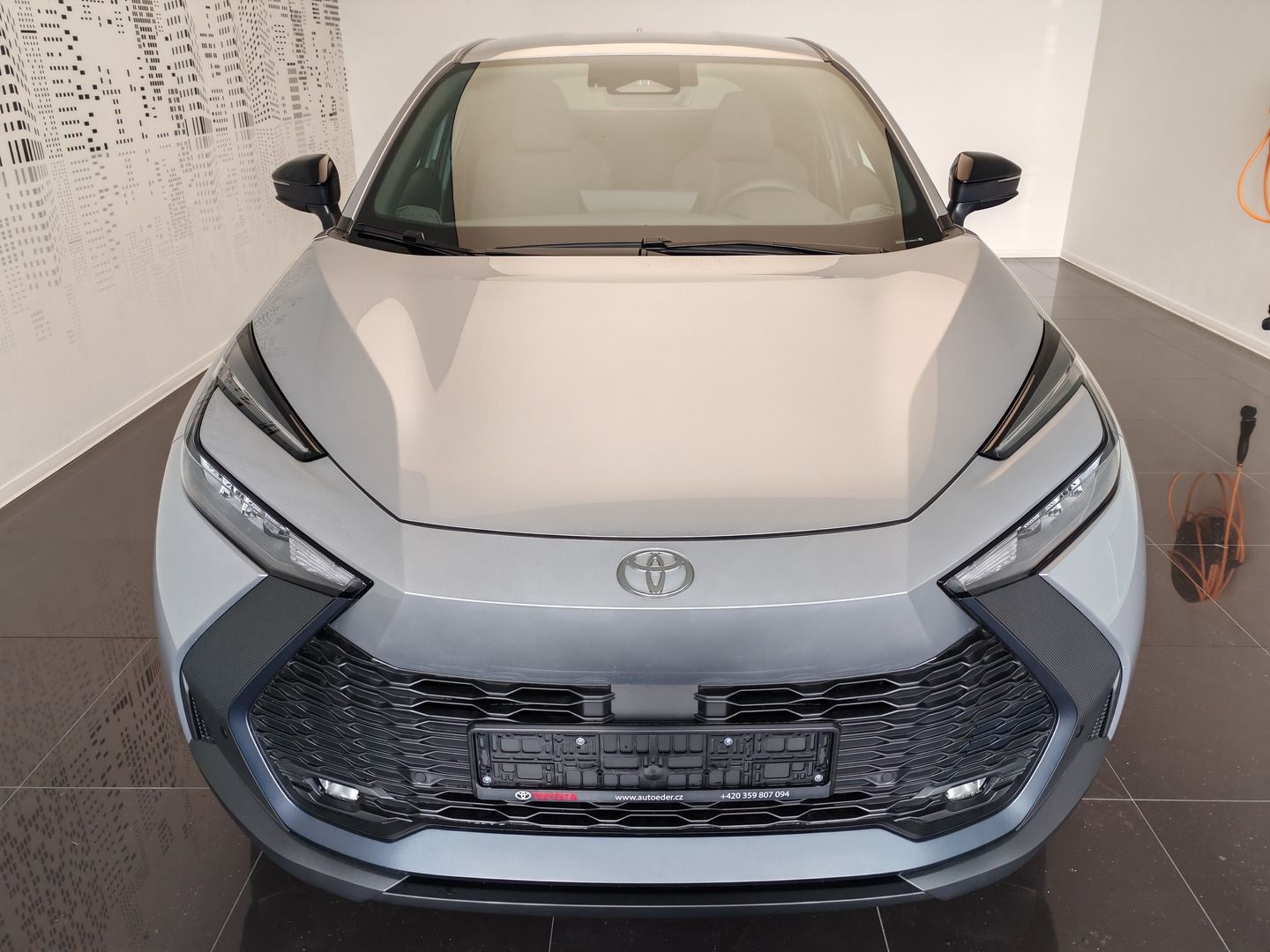 Toyota C-HR, 1.8 Hybrid 4x2 Style - fotka 3