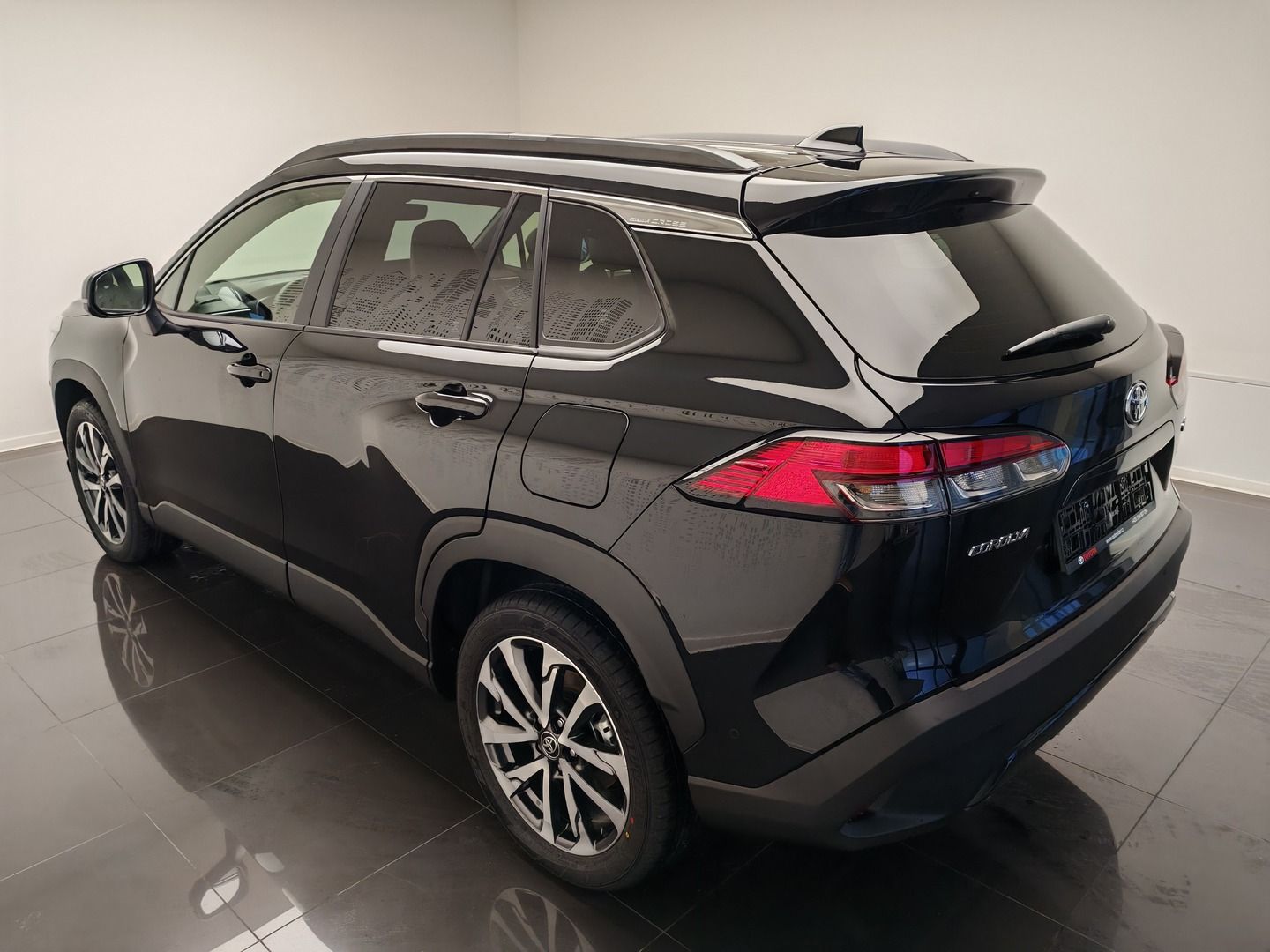 Toyota Corolla Cross, Executive  2.0L HEV 0 - 1 CVT - fotka 6