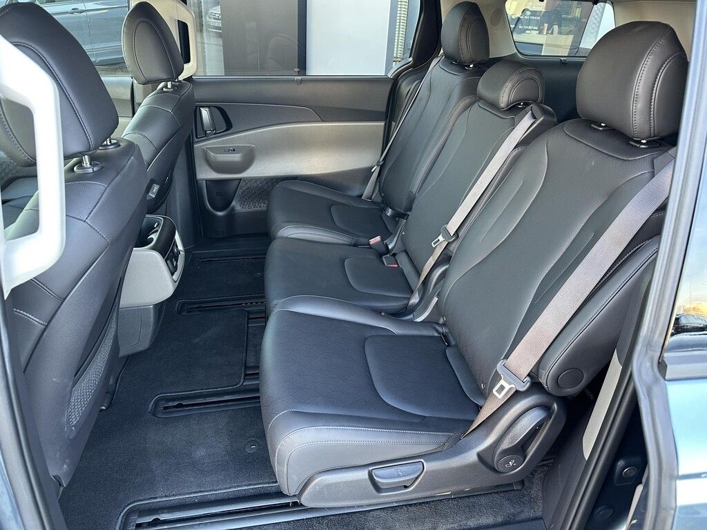 Kia Carnival, 8P EX+ 3,5 GDi V6 4x2 8AT - fotka 6