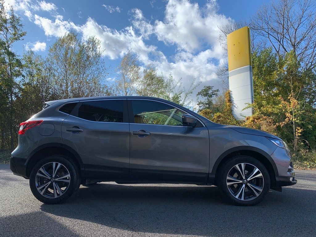 Nissan Qashqai, 1.7 150k 4x4 Automat N-connect - fotka 3