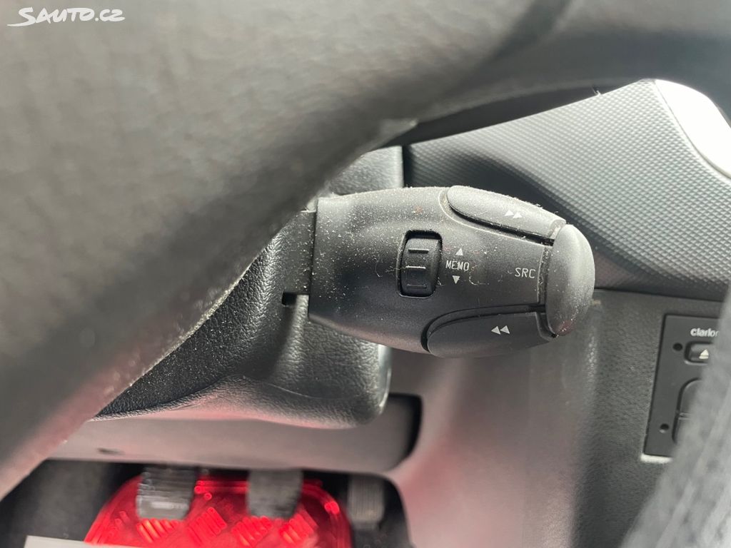 Peugeot 206, + 1,1 44kW, SERVISKA