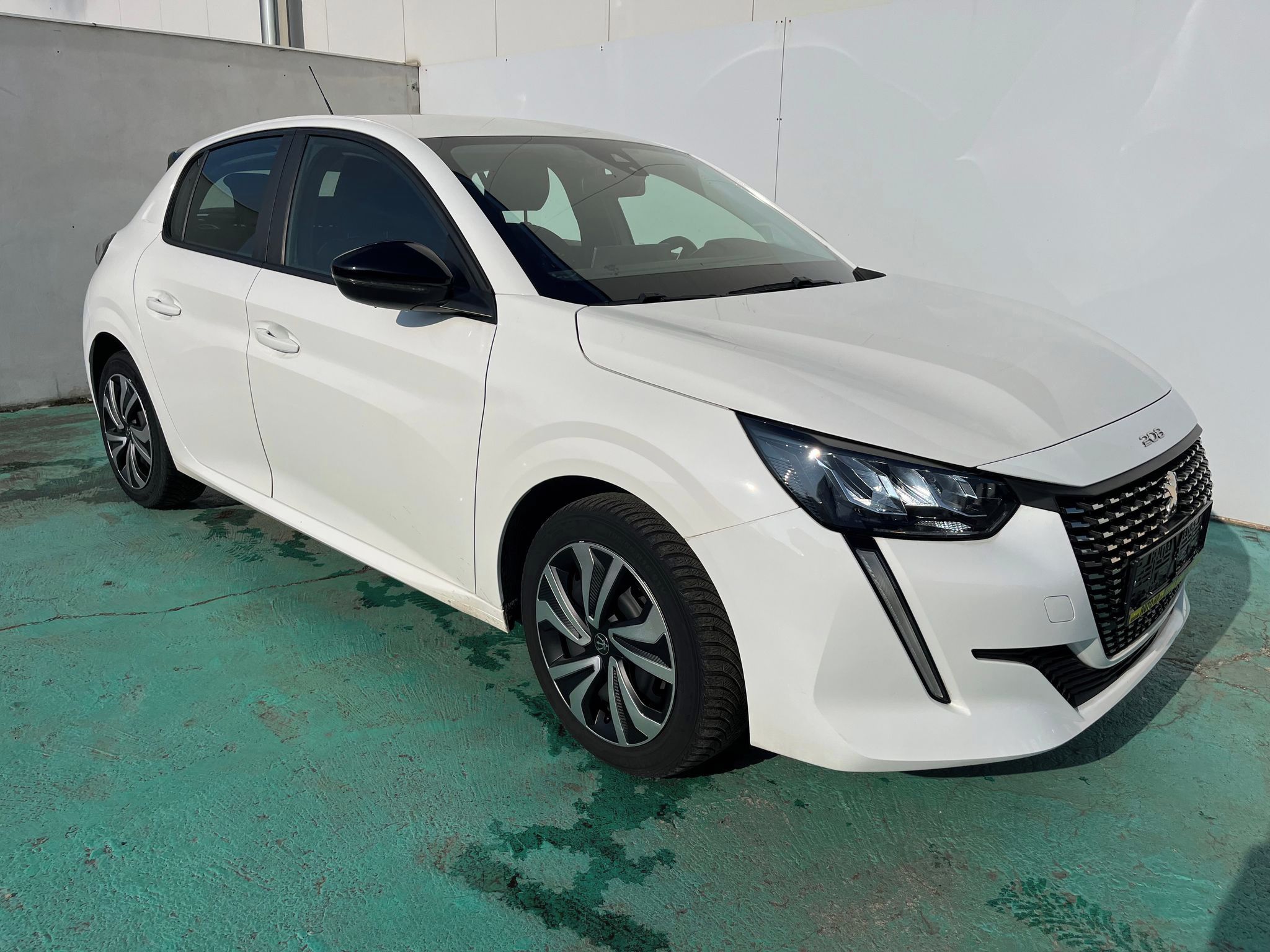 Peugeot 208, 1.2, 74kW, Automat, Navigace