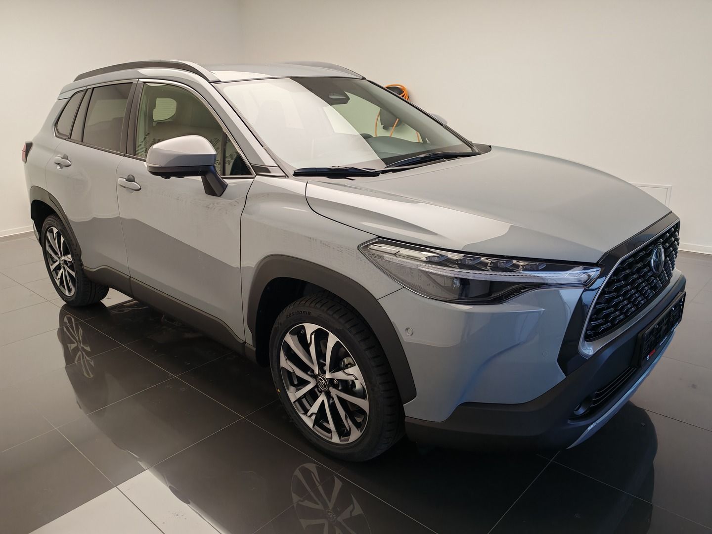 Toyota Corolla Cross, 2,0 Hybrid Executive - fotka 3