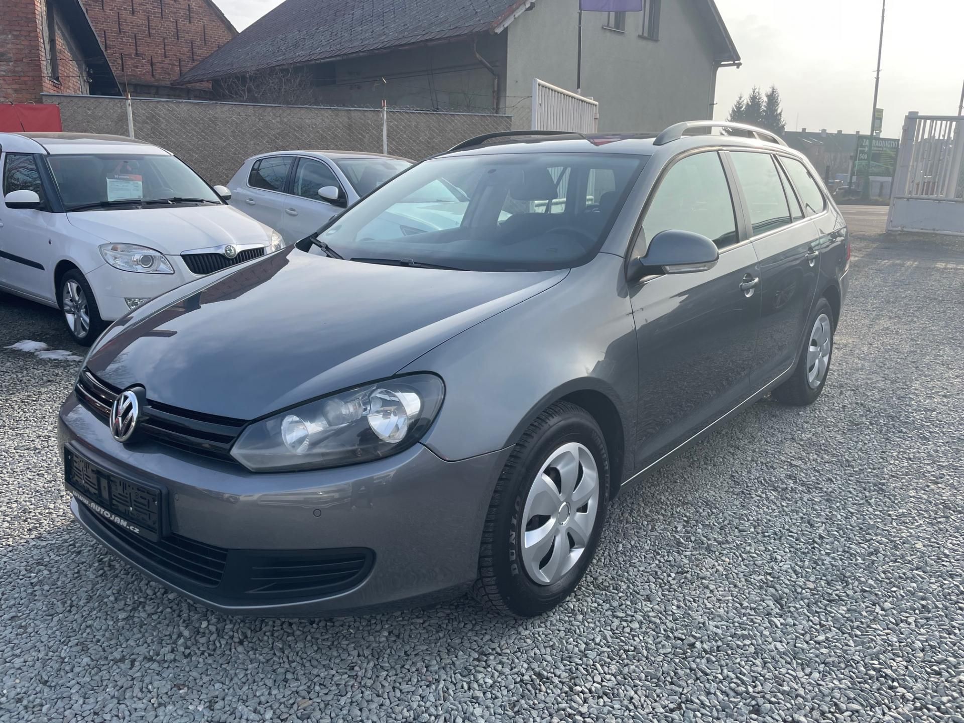 Volkswagen Golf, 1.2 TSI KOMBI - fotka 2