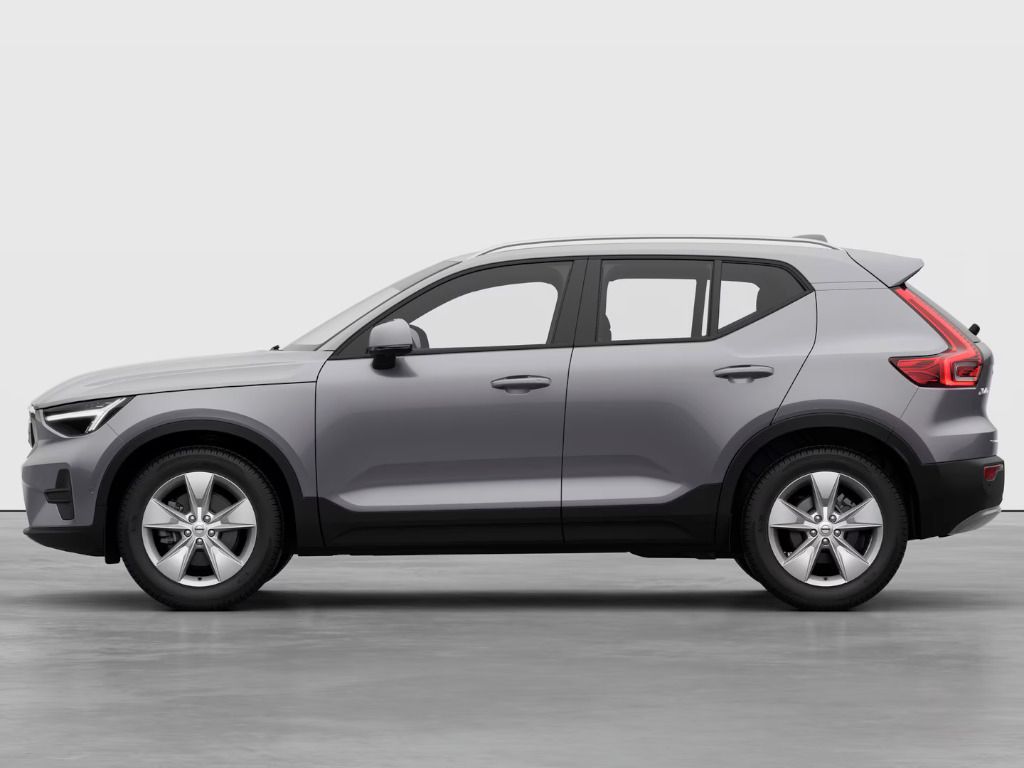 Volvo XC40, CORE B3 FWD 120kW - fotka 4