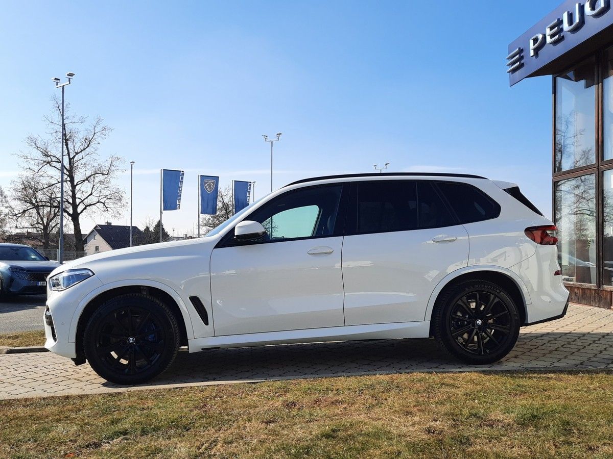 BMW X5, xDrive30D 286k - fotka 4