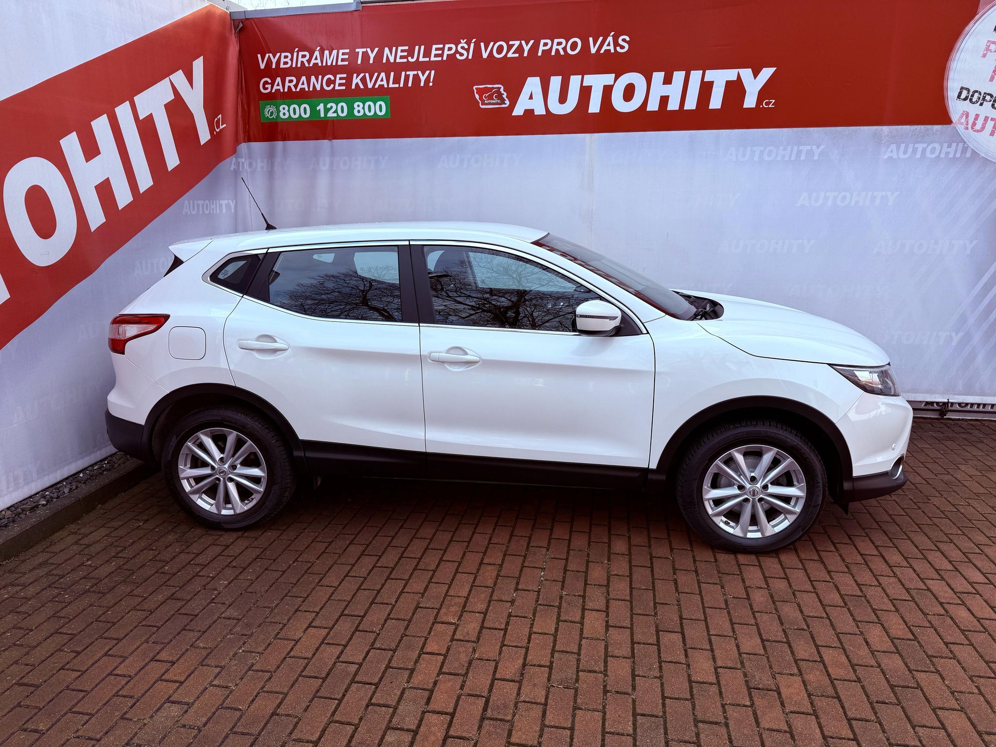 Nissan Qashqai, 1.6 dCi Acenta, ČR, Serviska - fotka 6