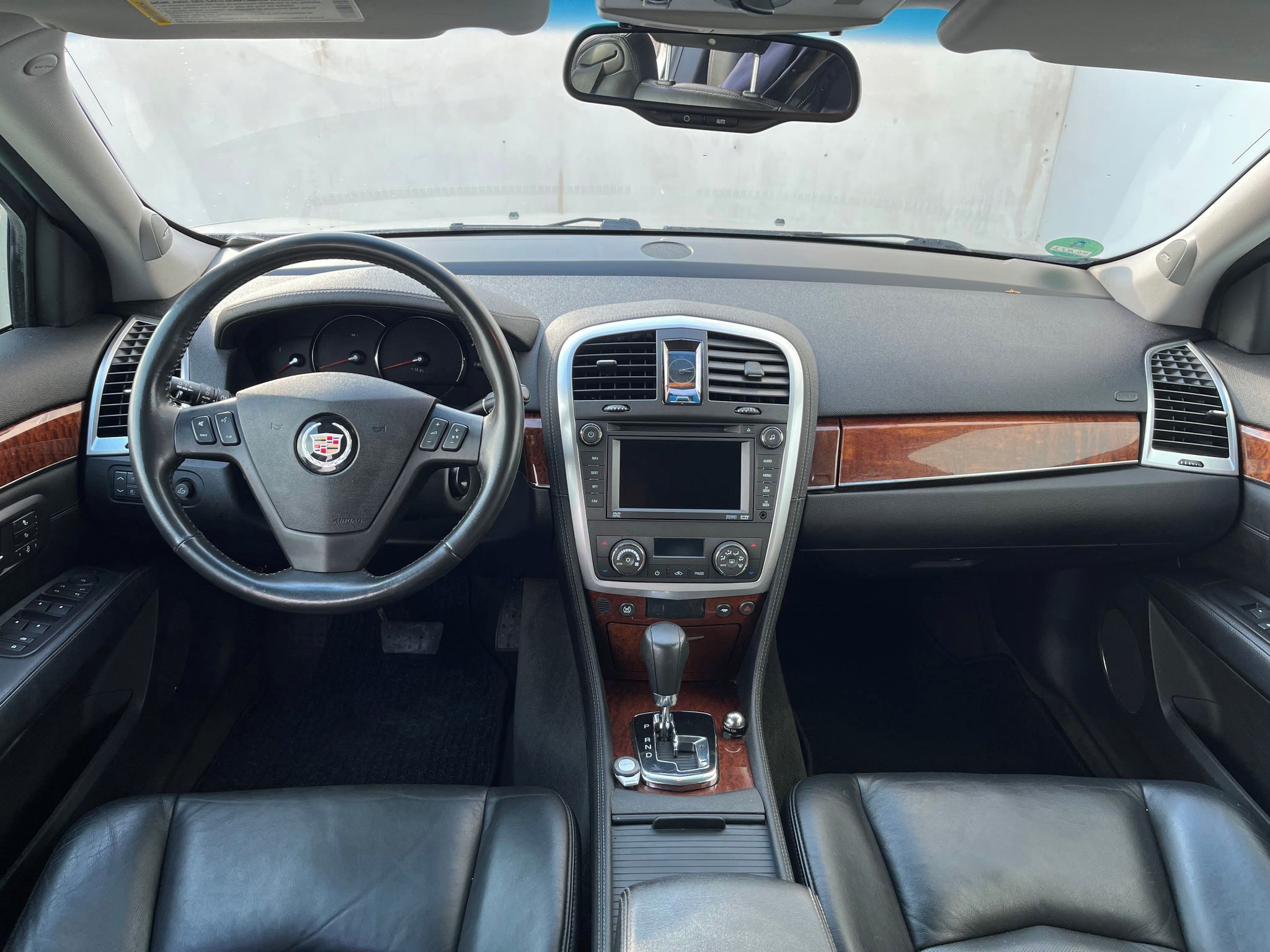Cadillac SRX, 3.6 V6 Sport Luxury - fotka 5