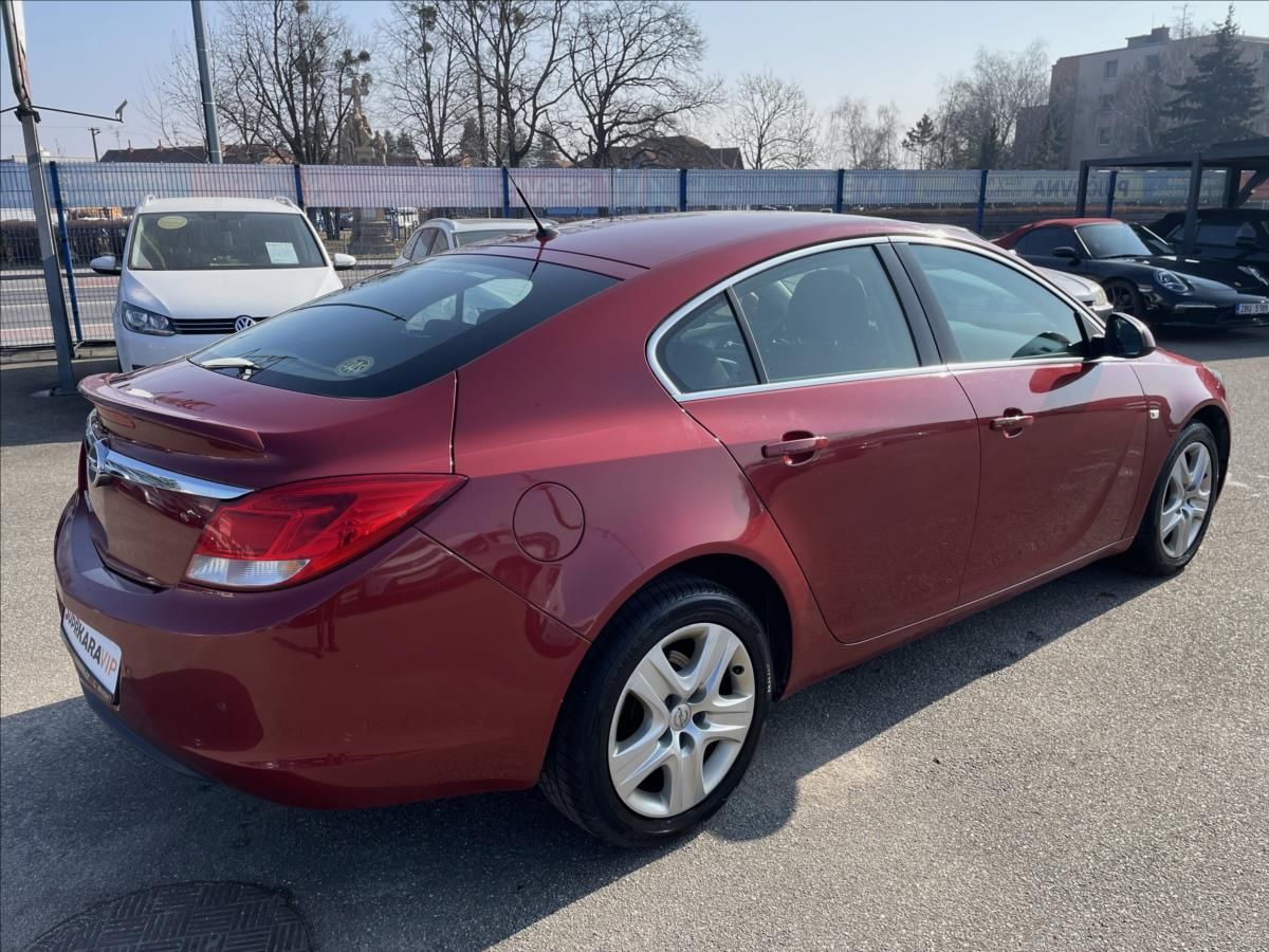 Opel Insignia, 1,8 16V BI-Xenony*D.Klima*PDC - fotka 5