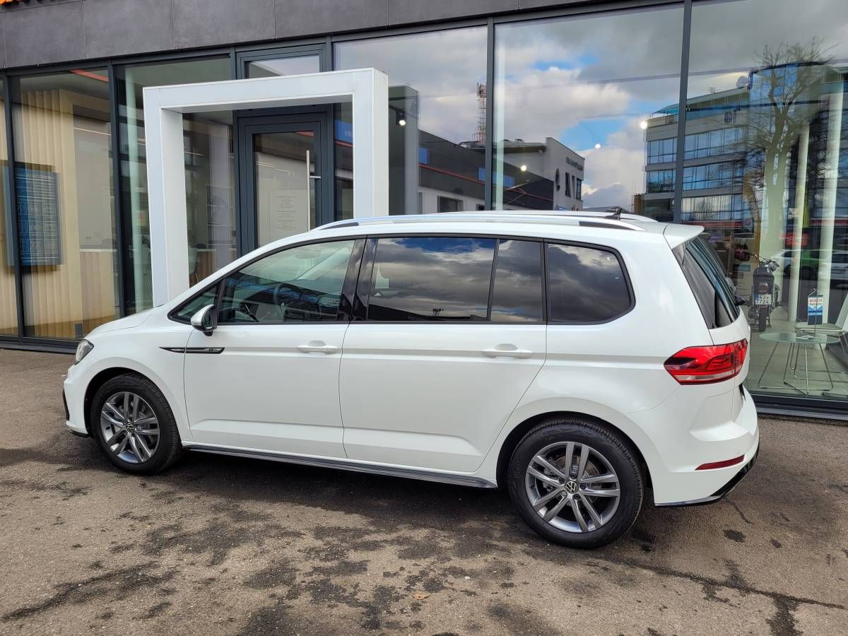 Volkswagen Touran, 2.0 TDI R-line 7míst - fotka 2