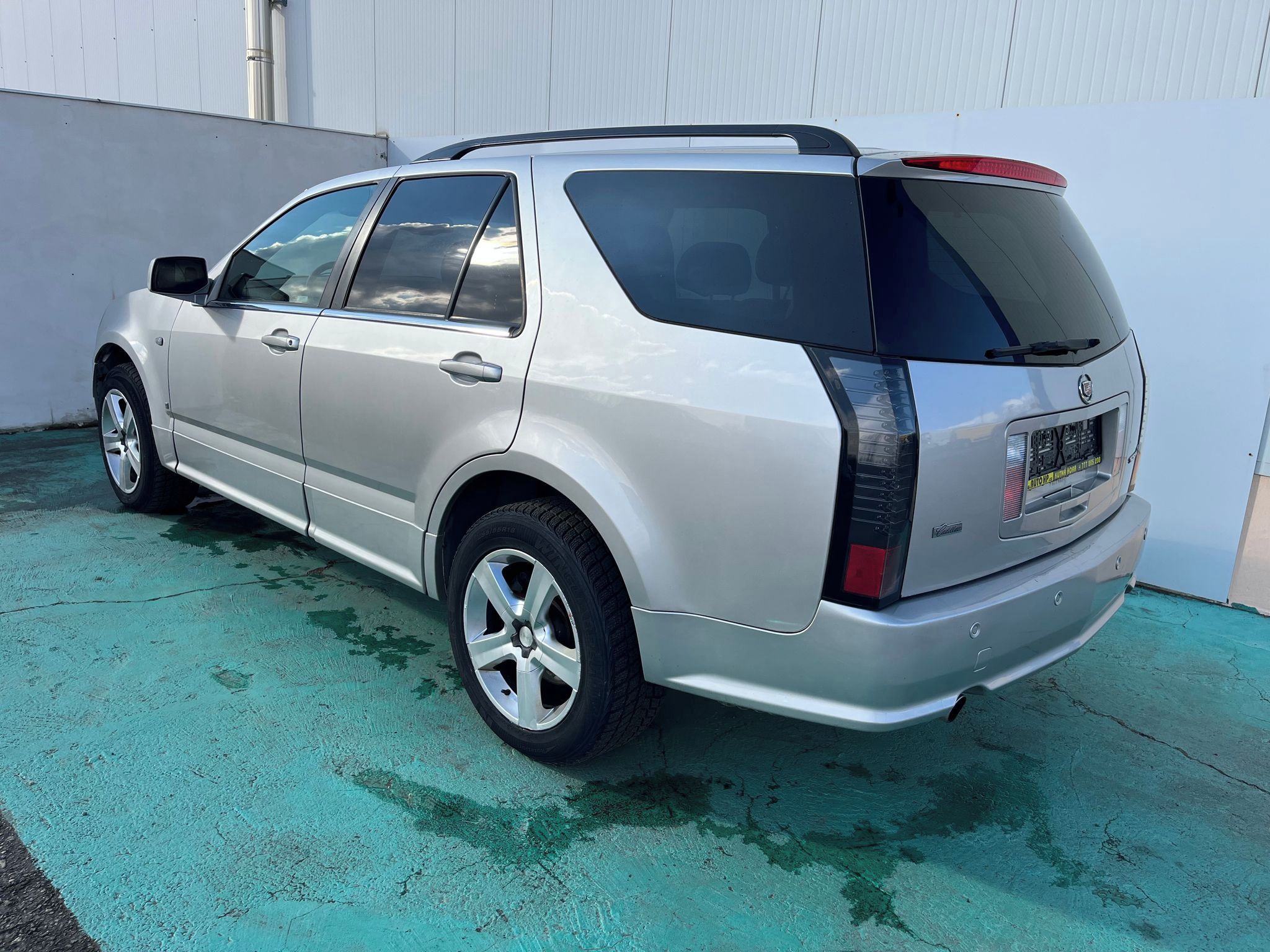 Cadillac SRX, 3.6 V6 Sport Luxury - fotka 4