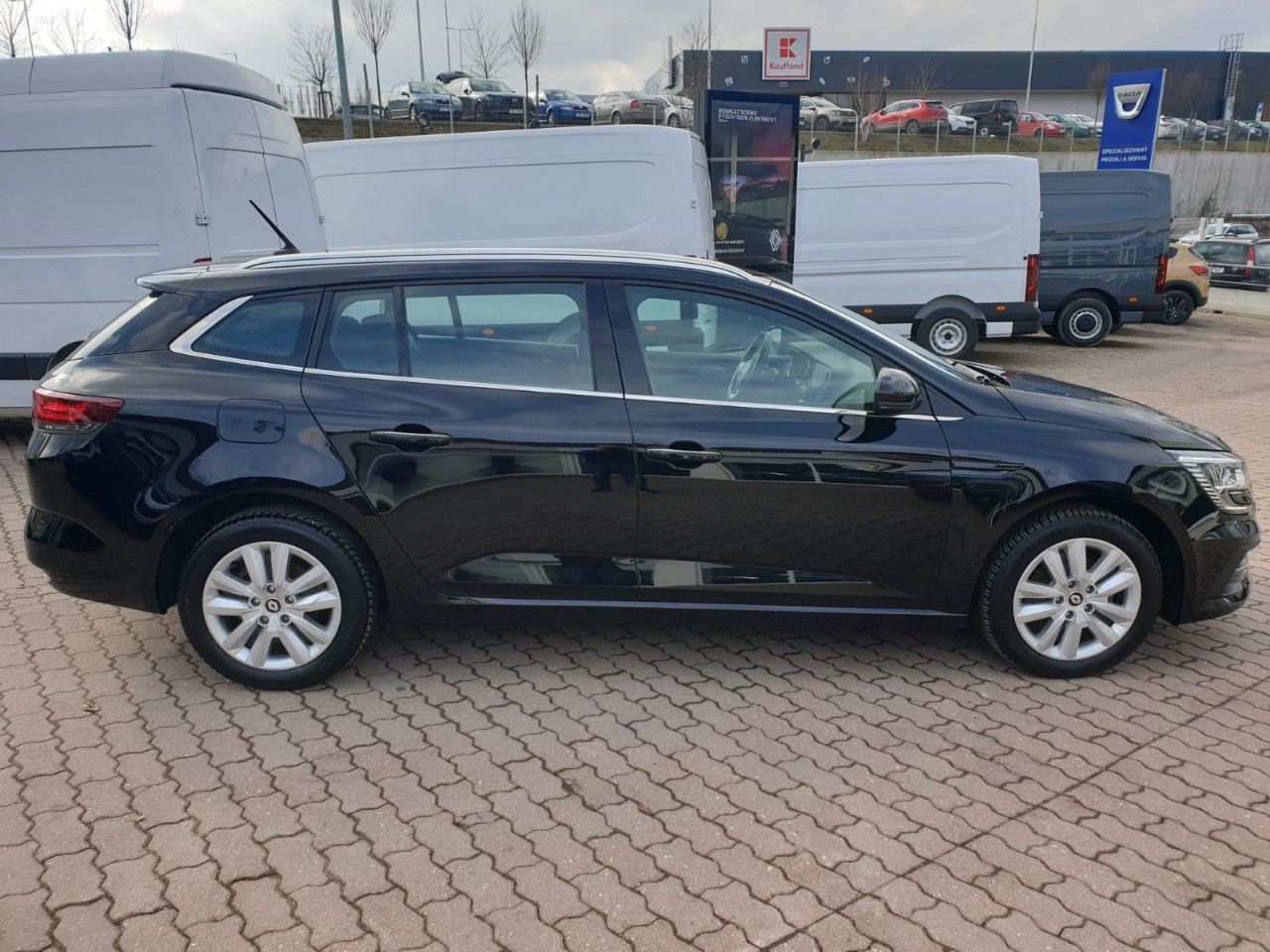 Renault Mégane, Grandtour 1.3 TCe 140 - fotka 6