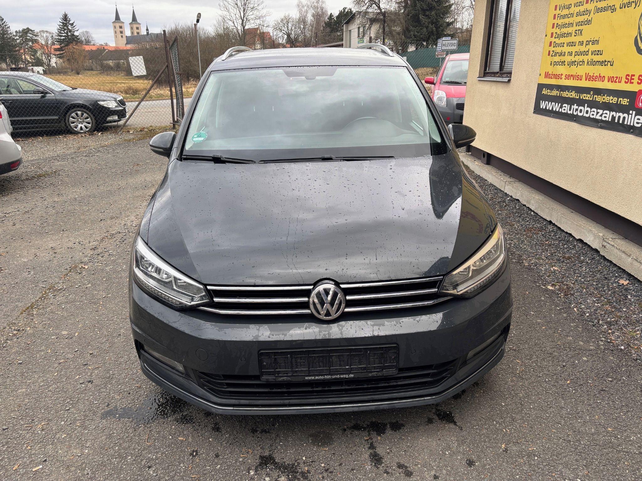 Volkswagen Touran, LED,7míst,110KW,tažné,navigace - fotka 4