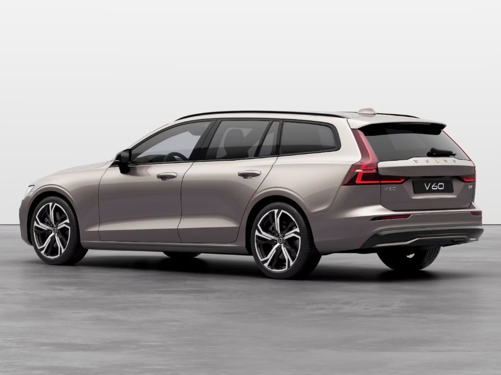 Volvo V60, PLUS DARK B4 FWD 145kW - fotka 4