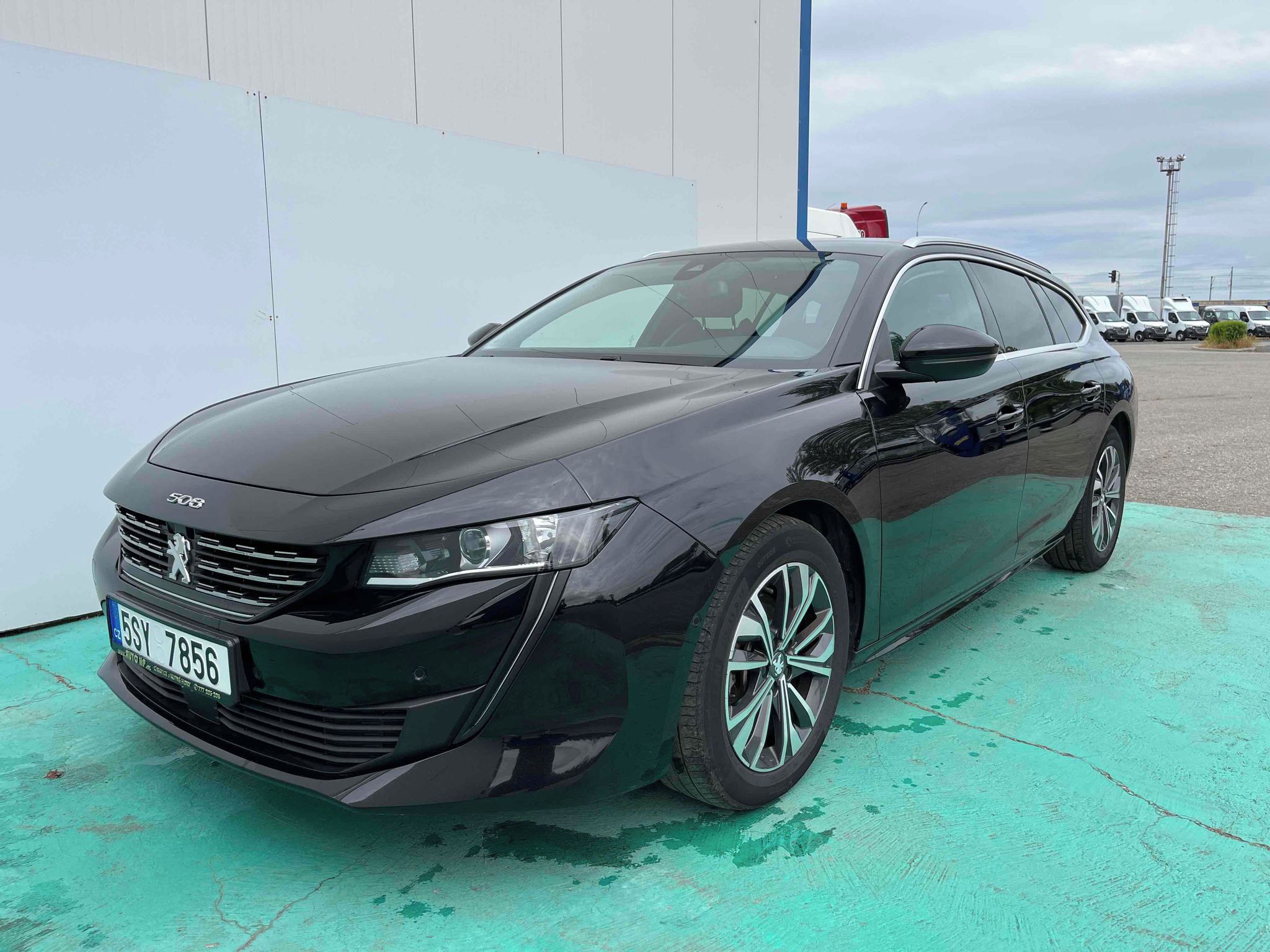 Peugeot 508, 1.5 Blue-HDi, EAT8 Allure Pack - fotka 3