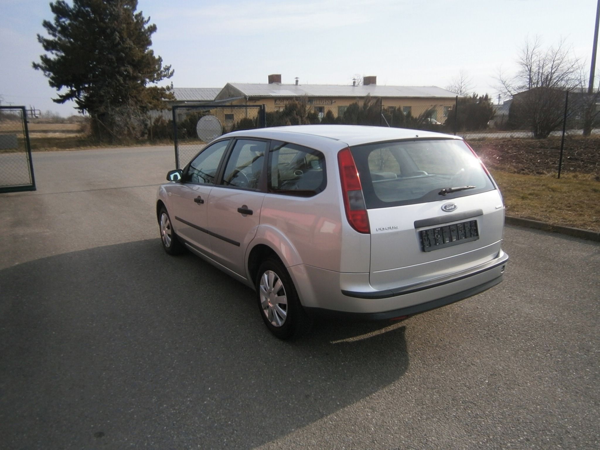 Ford Focus, 1,6TDCI, 66kW, klima - fotka 3