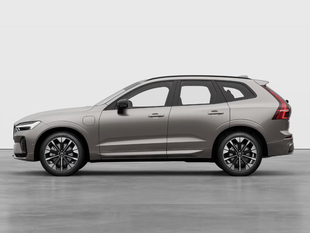 Volvo XC60, PLUS DARK T6 RECHARGE AWD 257k - fotka 3