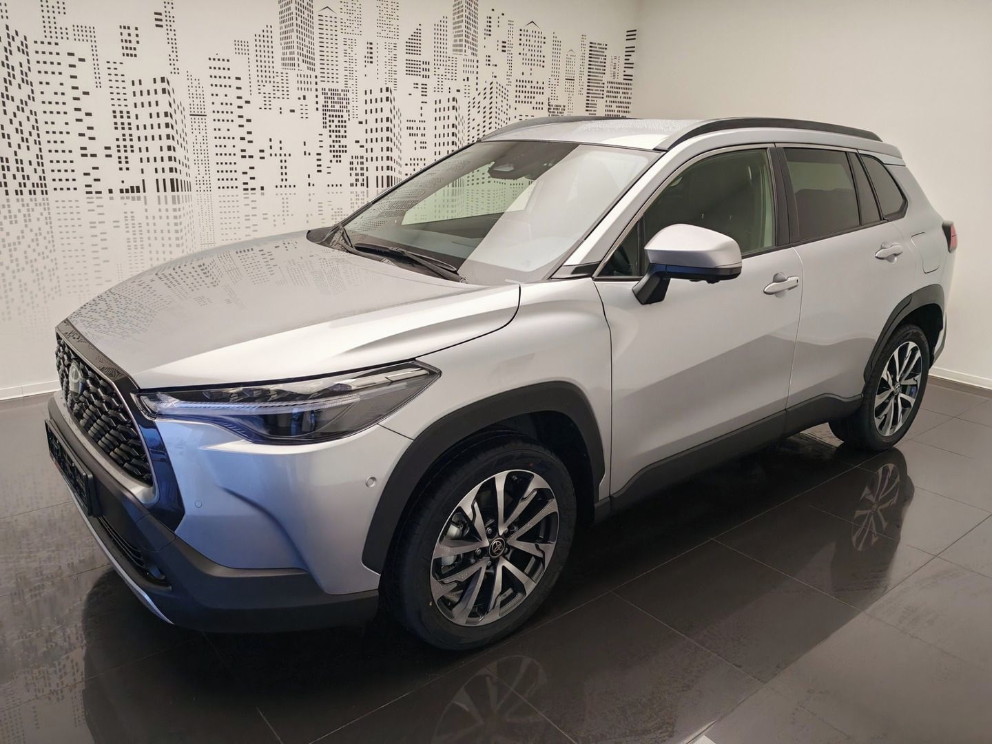 Toyota Corolla Cross, Executive  2.0L HEV 0 - 1 CVT