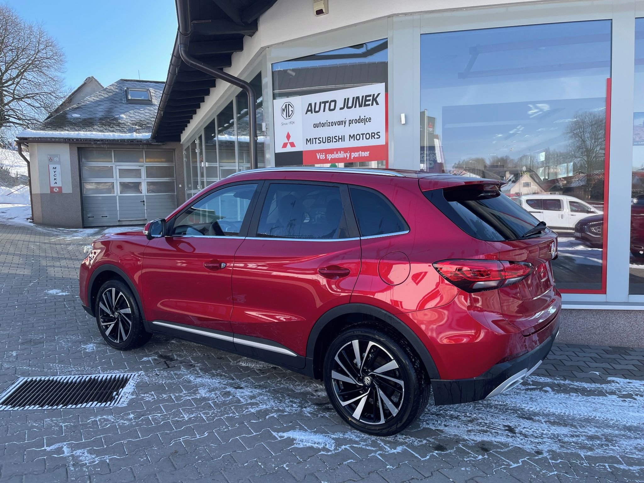MG ZS, 1.5 HYBRID+ EXCLUSIVE - fotka 3