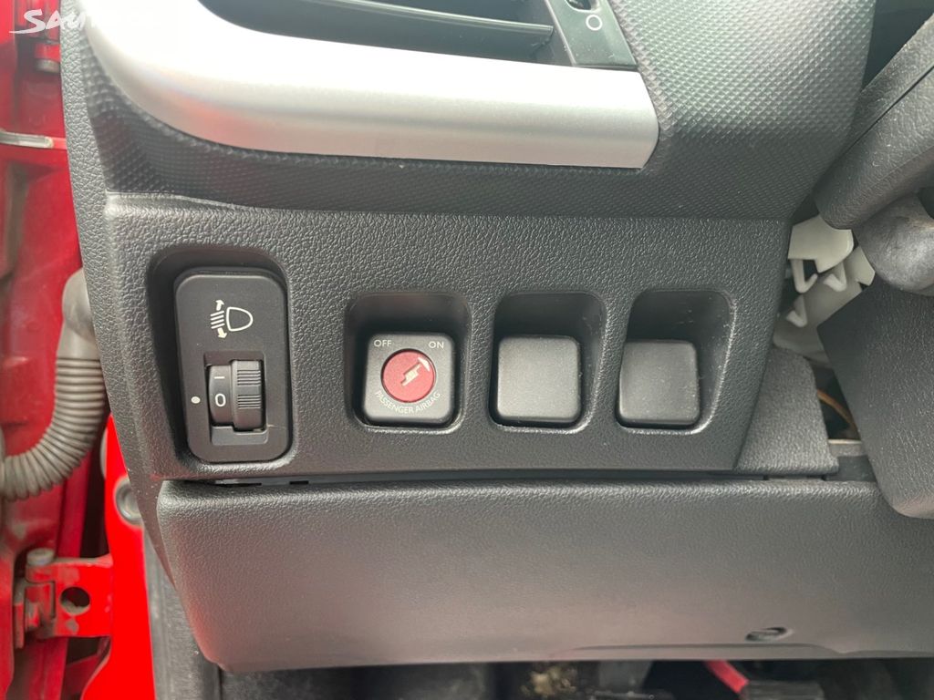 Peugeot 206, + 1,1 44kW, SERVISKA