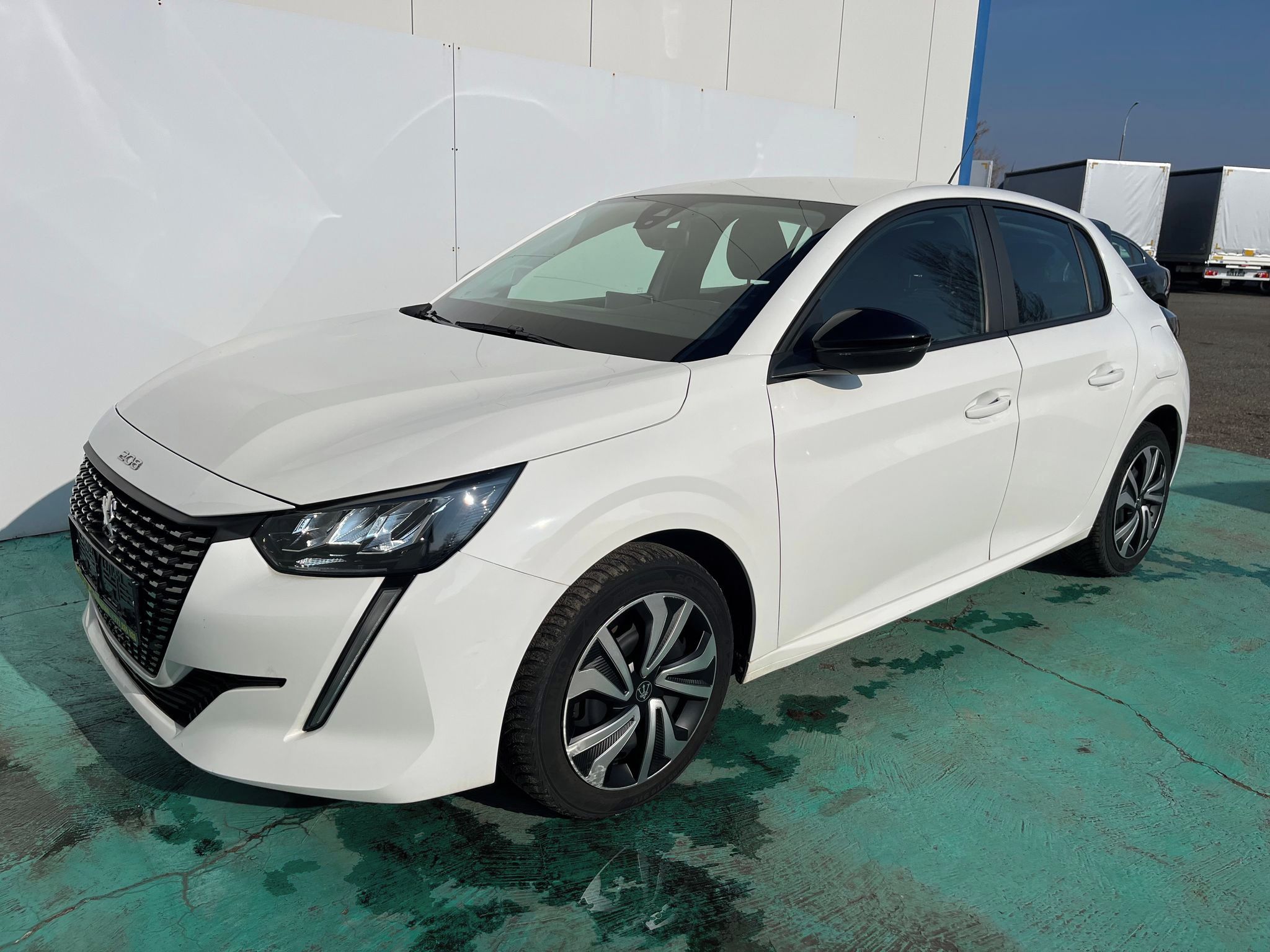 Peugeot 208, 1.2, 74kW, Automat, Navigace - fotka 3