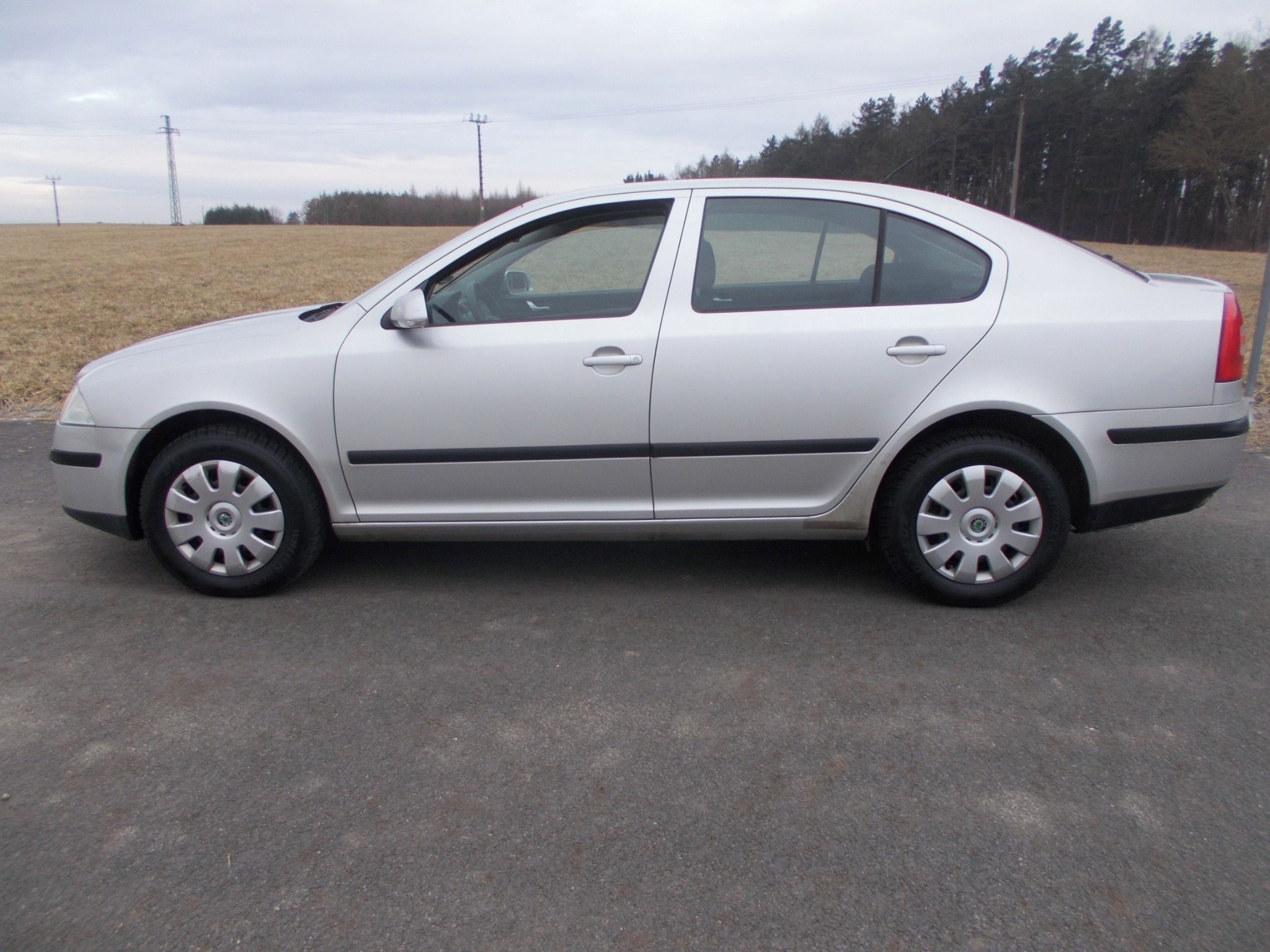 Škoda Octavia, 1,6 85KW - fotka 2