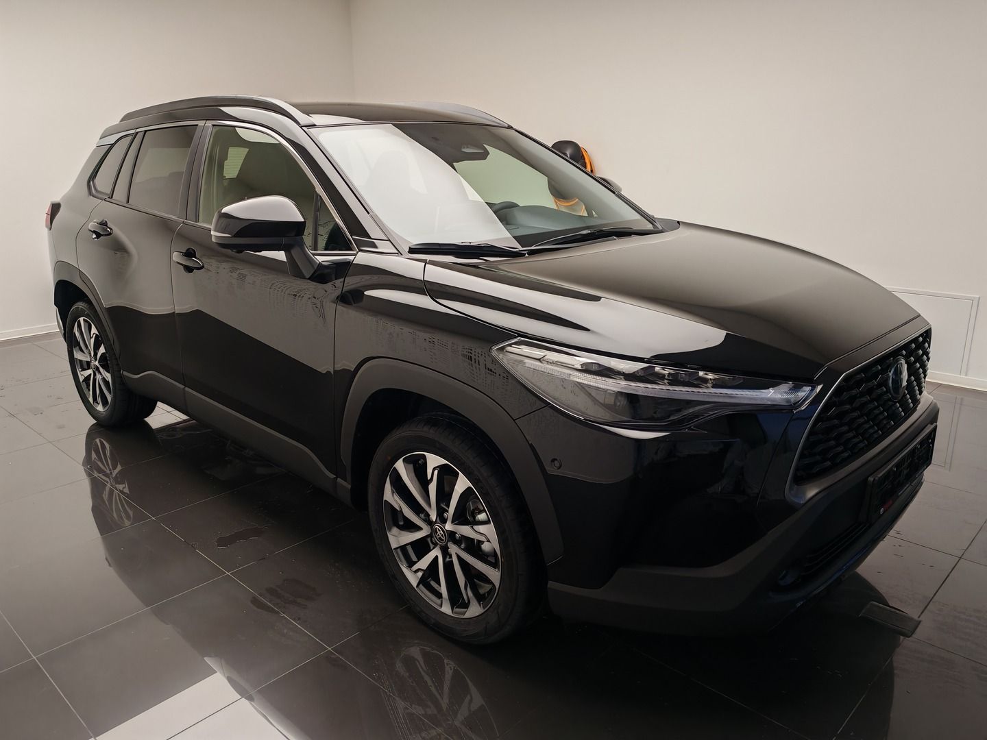 Toyota Corolla Cross, Executive  2.0L HEV 0 - 1 CVT - fotka 3