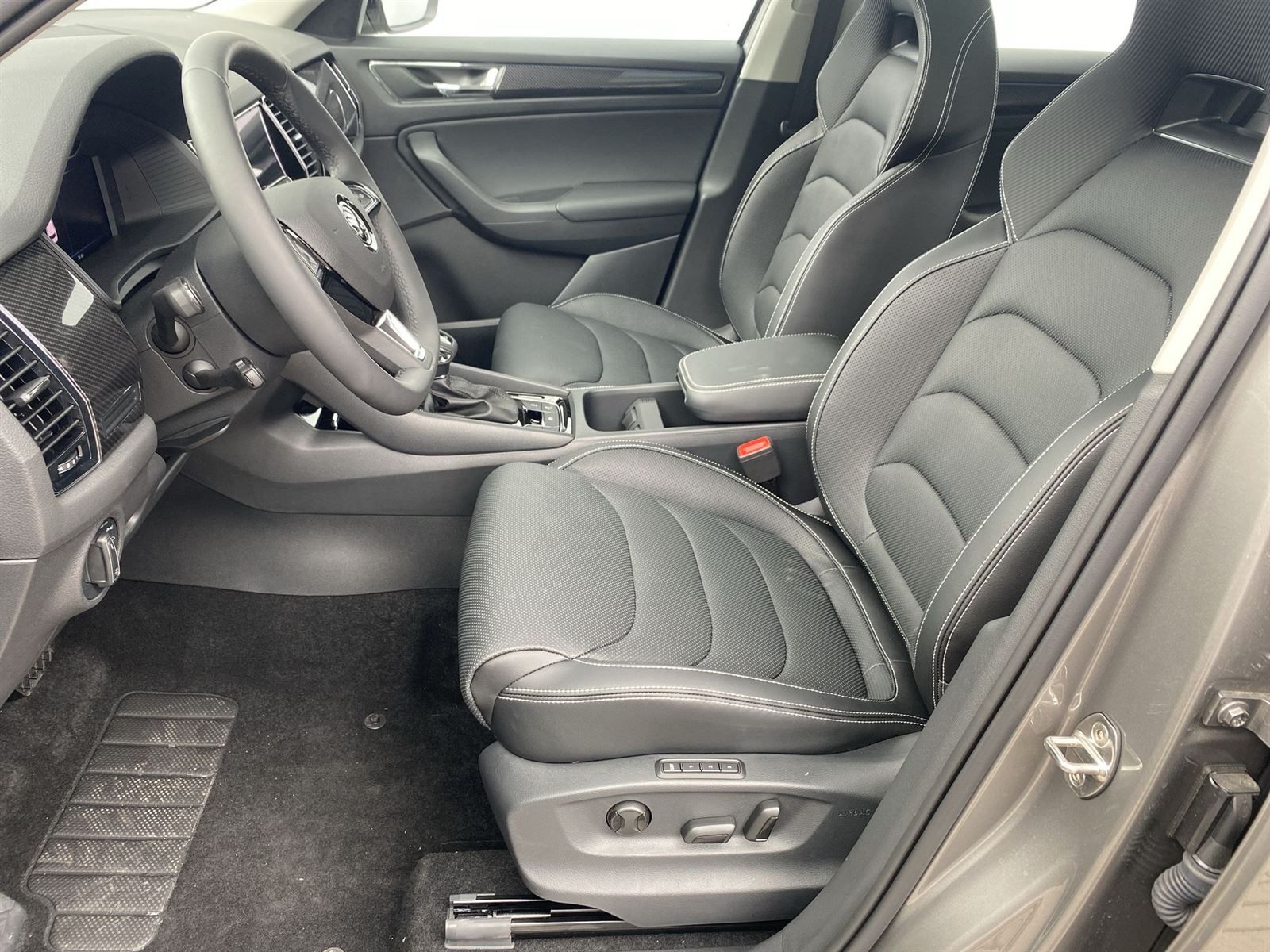 Škoda Kodiaq, GT 2.0 TSI 4x4 DSG - fotka 6