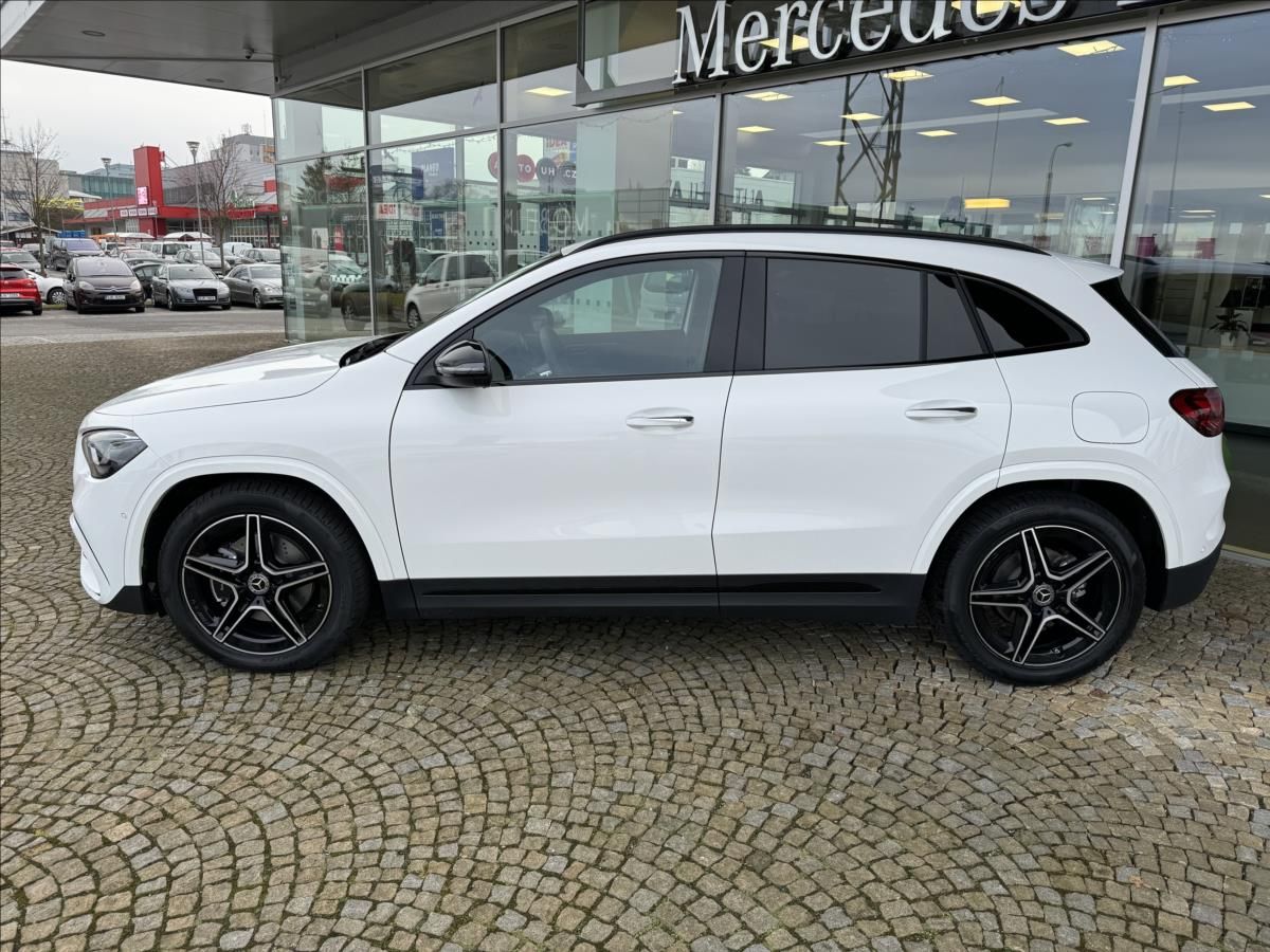 Mercedes-Benz GLA, GLA 200d 4M AMG paket - fotka 3