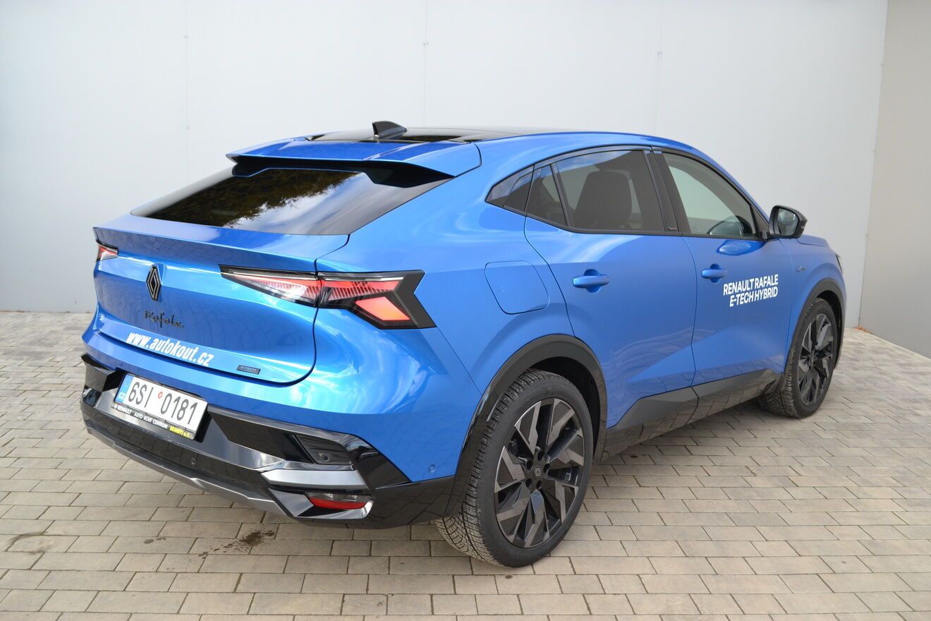 Renault Rafale, esprit Alpine E-Tech full hybr - fotka 5