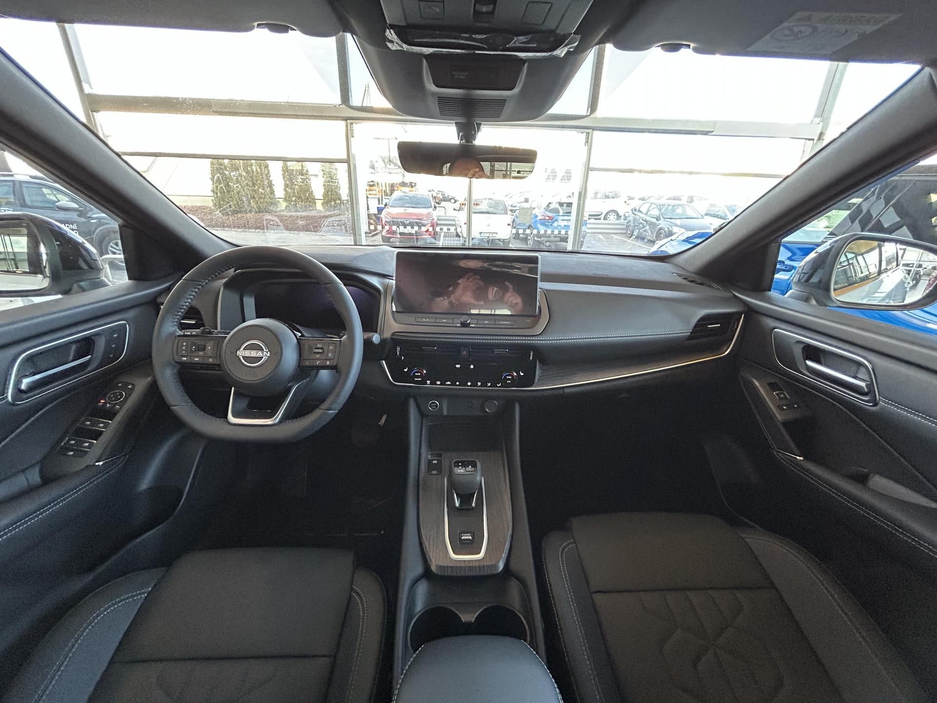 Nissan Qashqai, 1.3T 158HP  X-TRONIC TEKNA - fotka 5