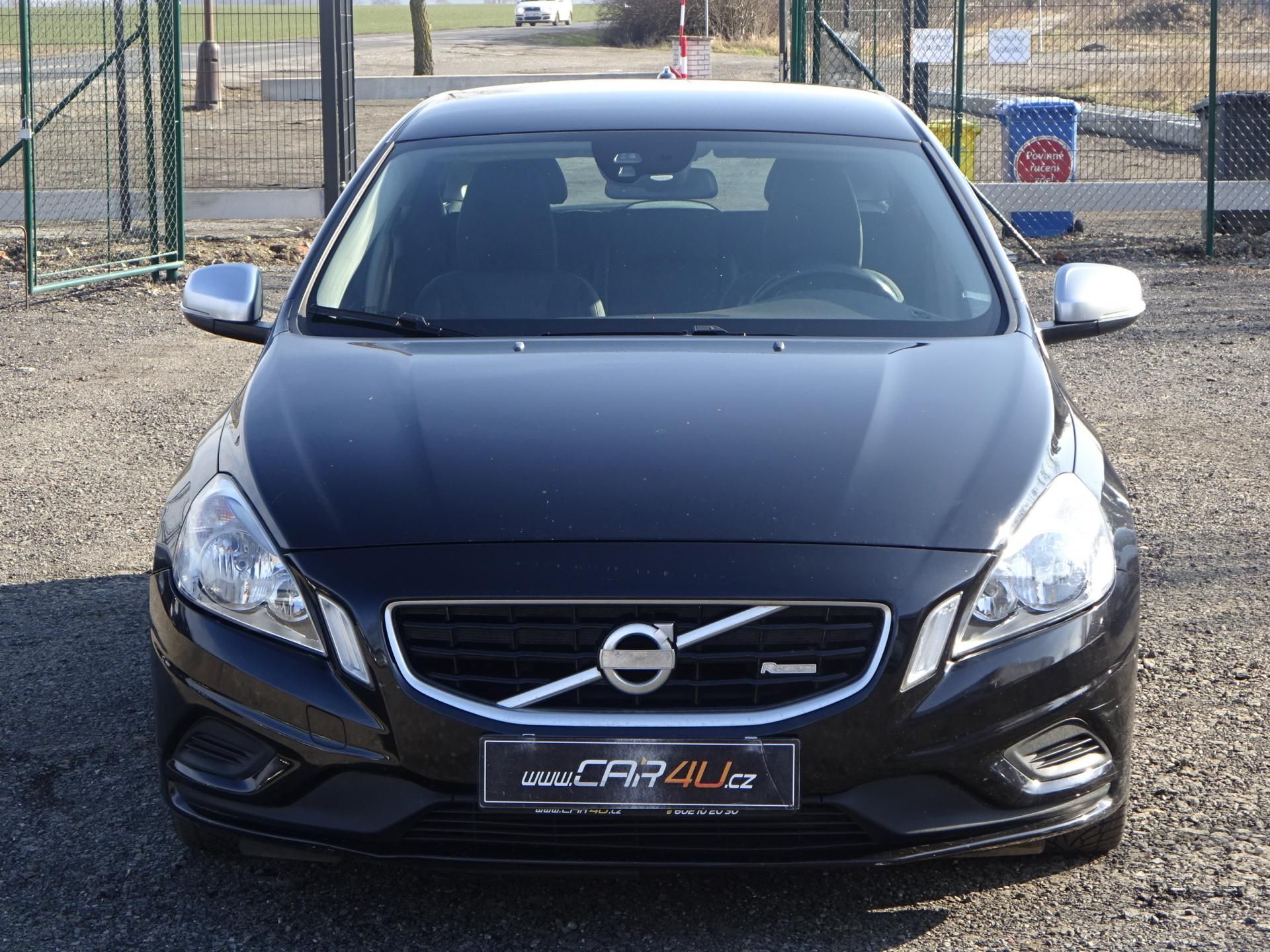 Volvo V60, D2 84kW R-Design - fotka 2