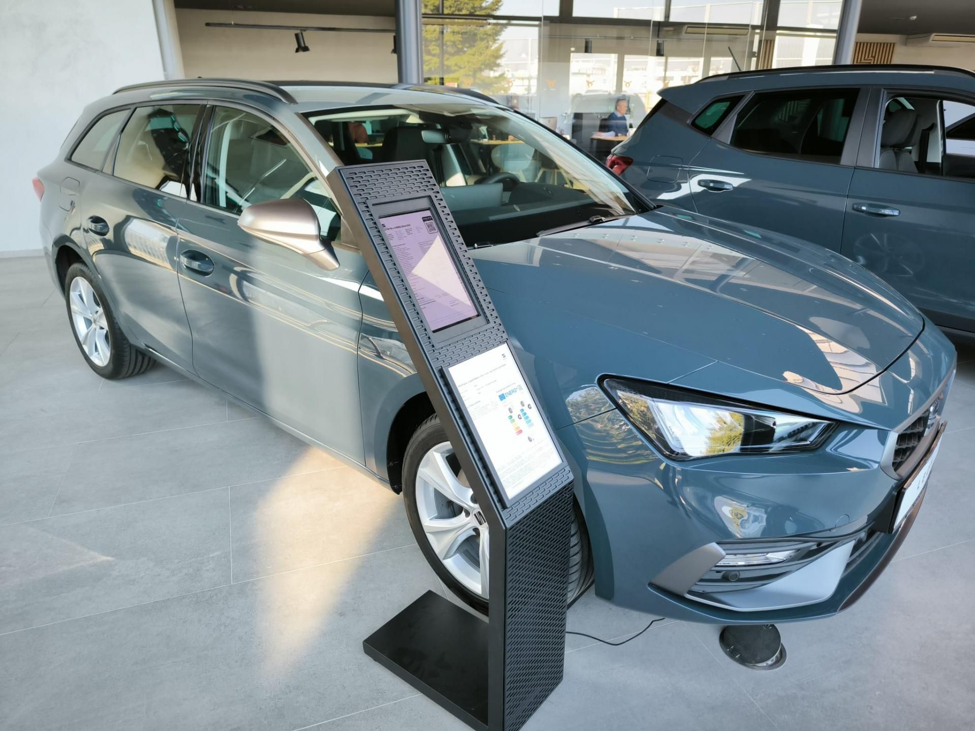 Seat Leon, SP 1.5 TSI FR e-HYBRID - fotka 5
