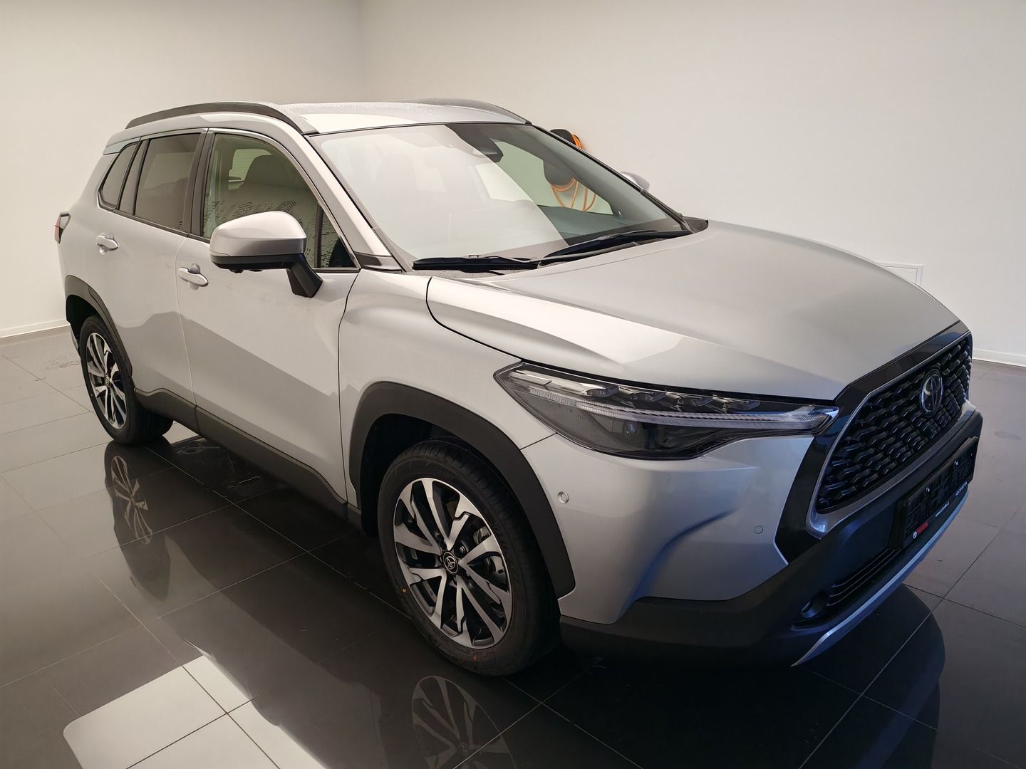 Toyota Corolla Cross, Executive  2.0L HEV 0 - 1 CVT - fotka 3