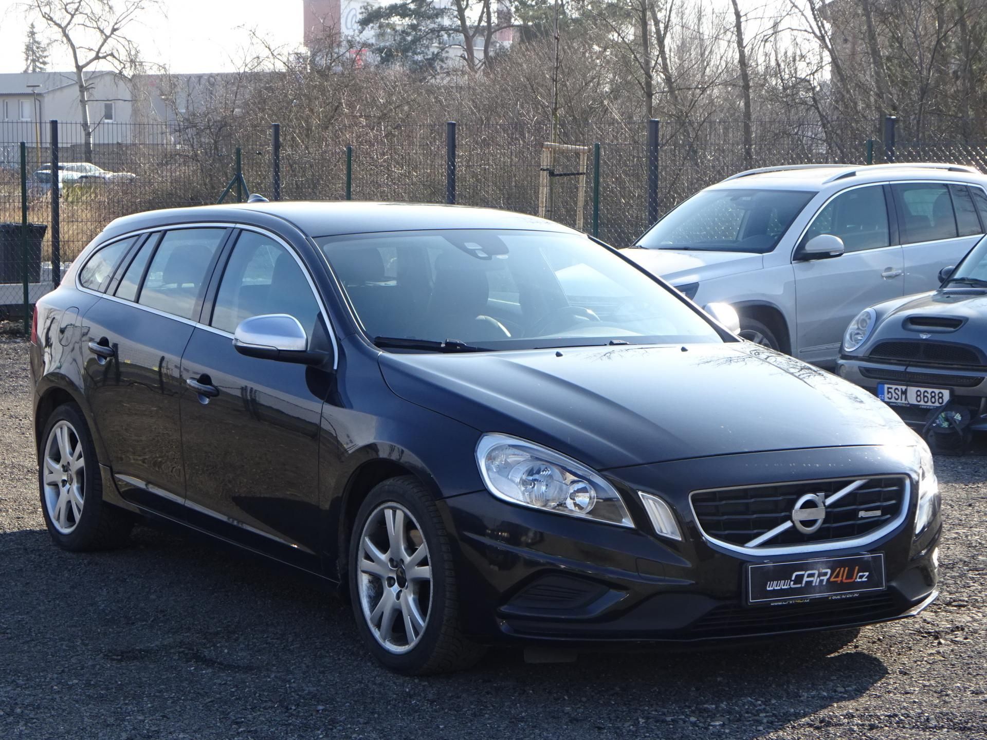 Volvo V60, D2 84kW R-Design - fotka 3