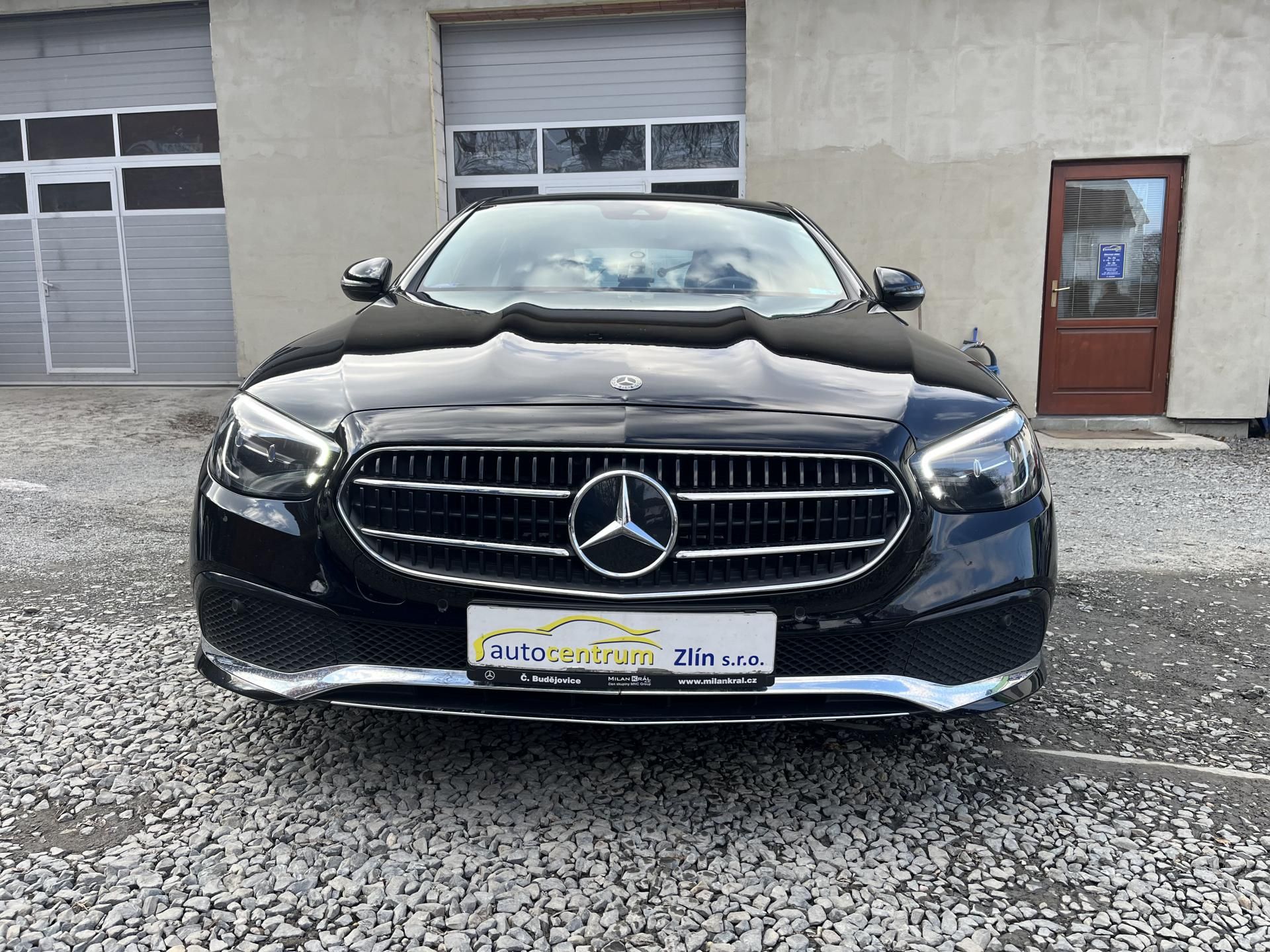 Mercedes-Benz Třídy E, 2,0D 4MATIC 9GTRONIC ČR!!! - fotka 2