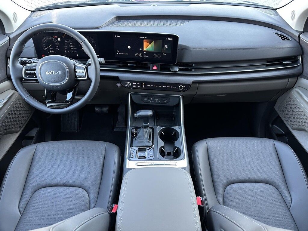 Kia Carnival, 8P EX+ 3,5 GDi V6 4x2 8AT - fotka 5