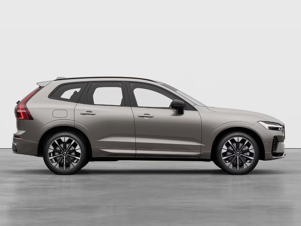 Volvo XC60, PLUS DARK T6 RECHARGE AWD 257k - fotka 6