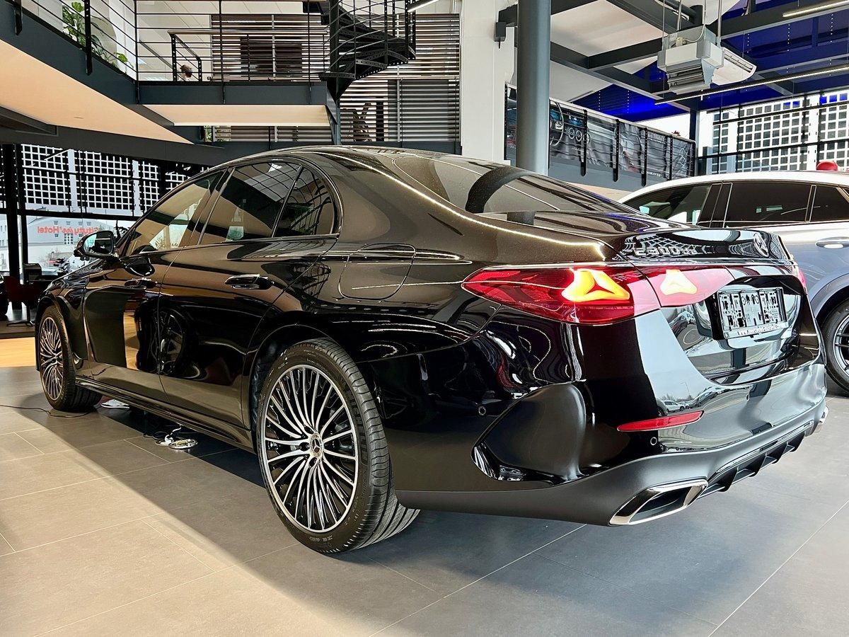 Mercedes-Benz Třídy E, 300 de 4MATIC s EQ AMG linie - fotka 3